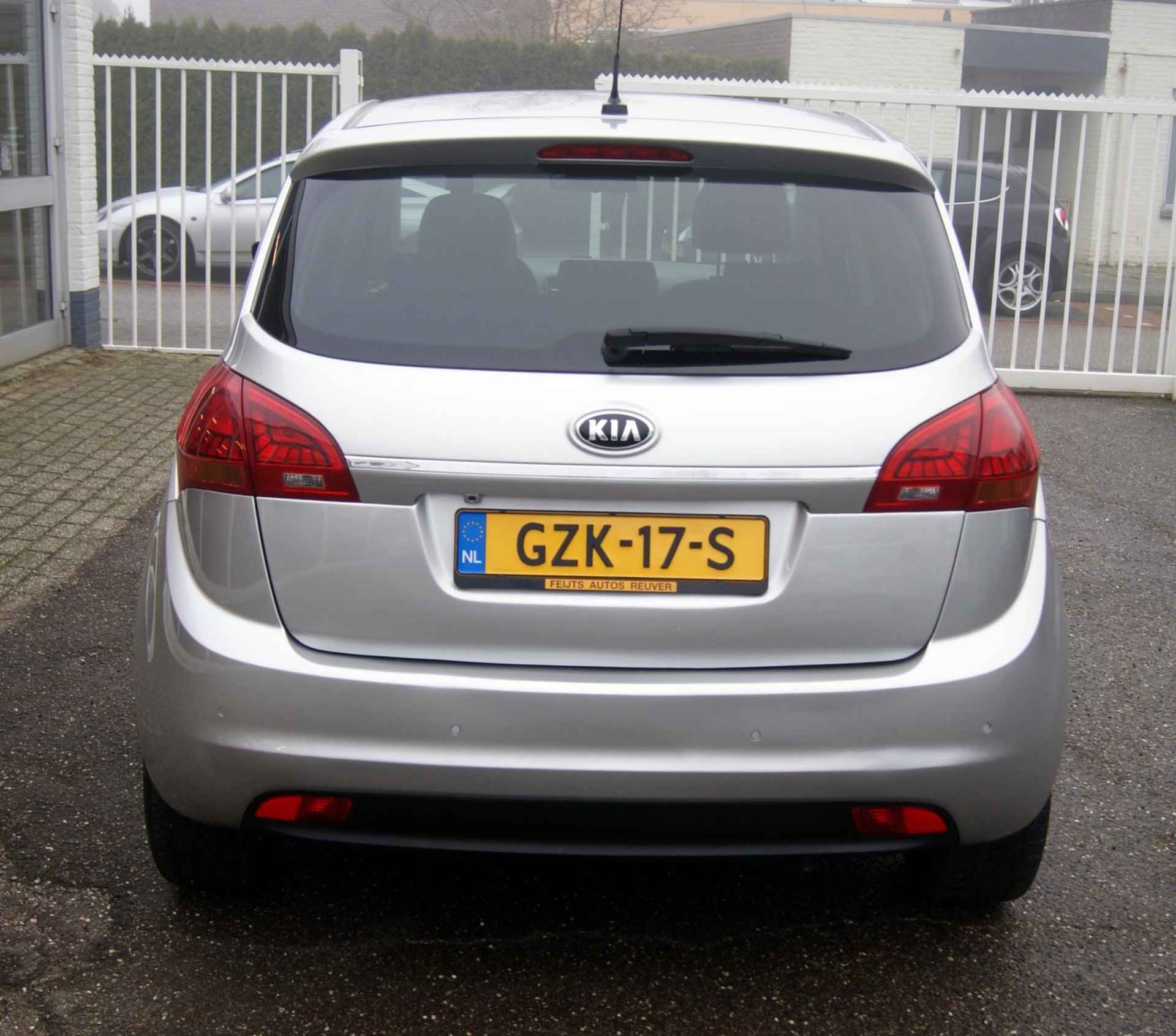 Kia Venga 1.6 CVVT ExecutiveLine Navi,Camera,Pdc,RIJKLAARPRIJS!! - 6/25