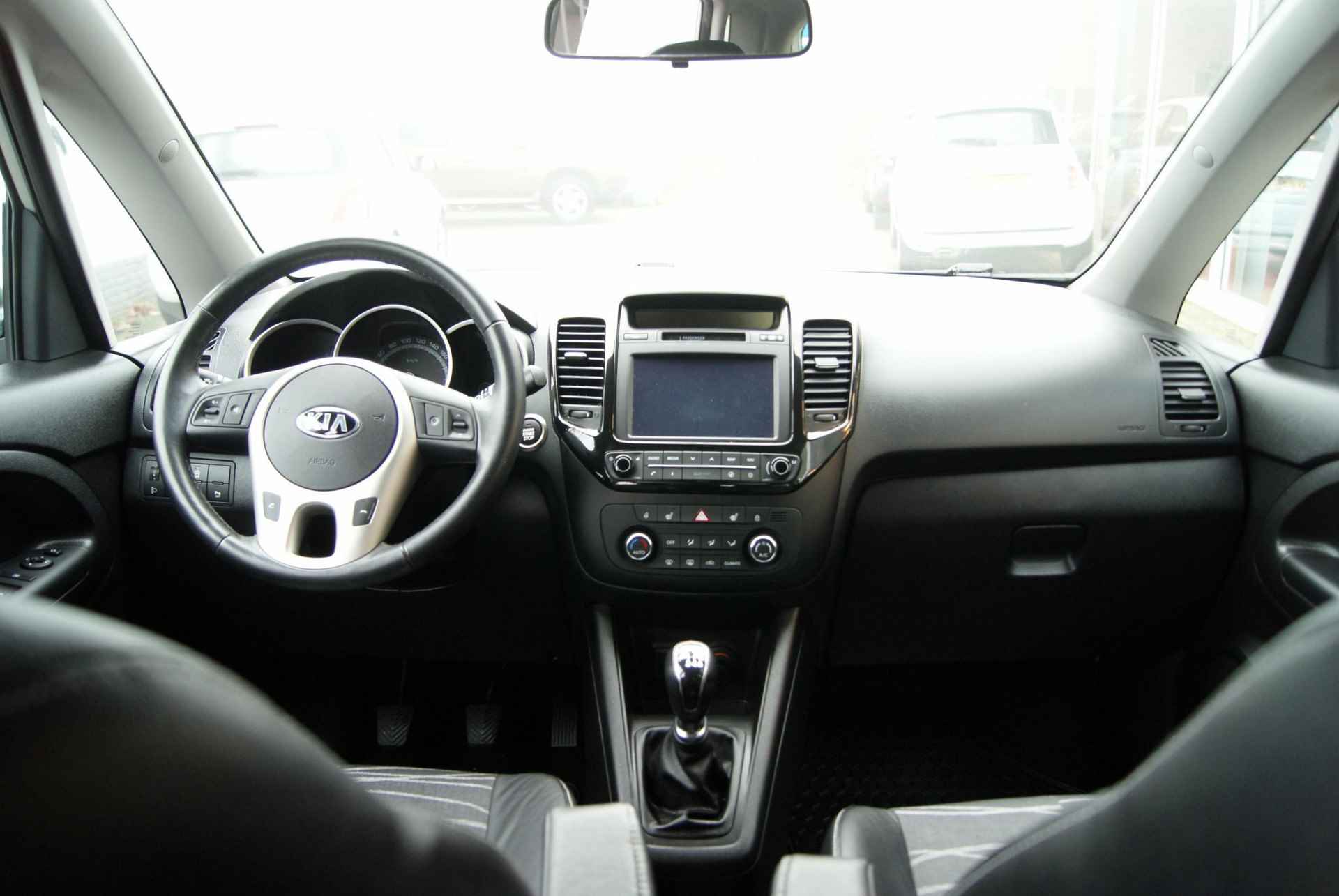 Kia Venga 1.6 CVVT ExecutiveLine Navi,Camera,Pdc,RIJKLAARPRIJS!! - 13/25