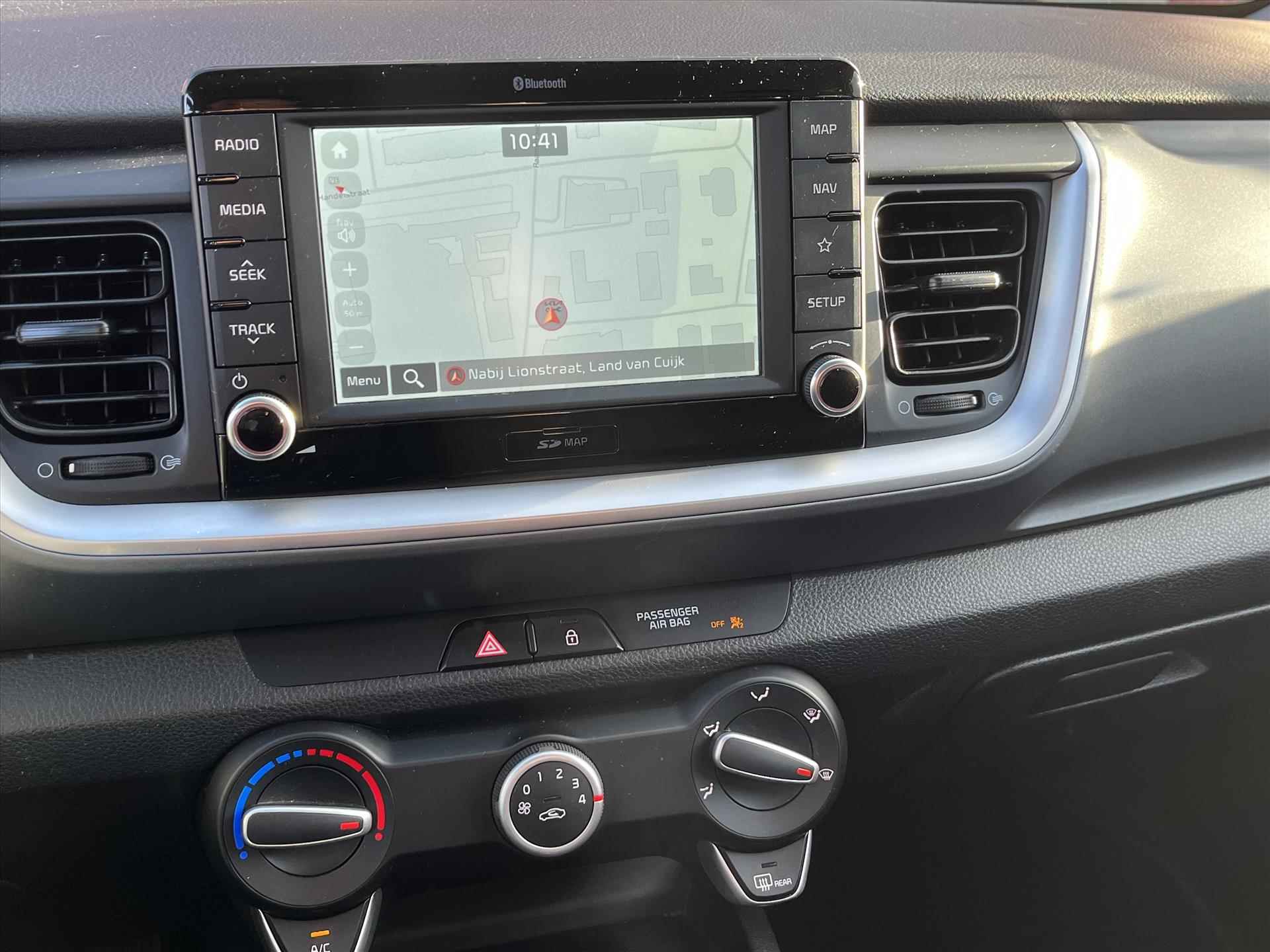 KIA Stonic 1.0 T-GDi 100pk DynamicLine | Airconditioning | Navigatie | Carplay | Parkeer camera | - 9/20