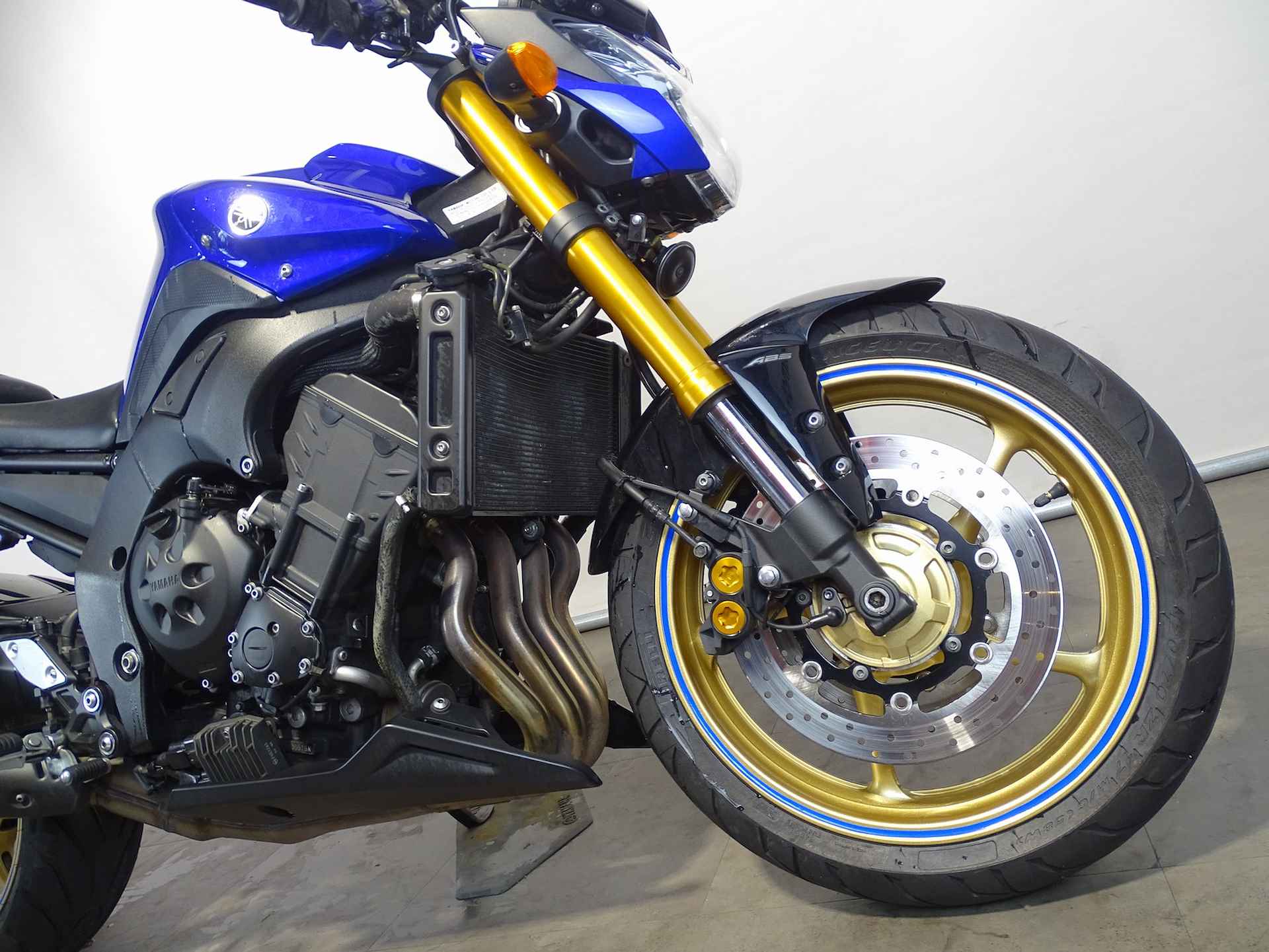 Yamaha FZ 8 ABS - 2/7