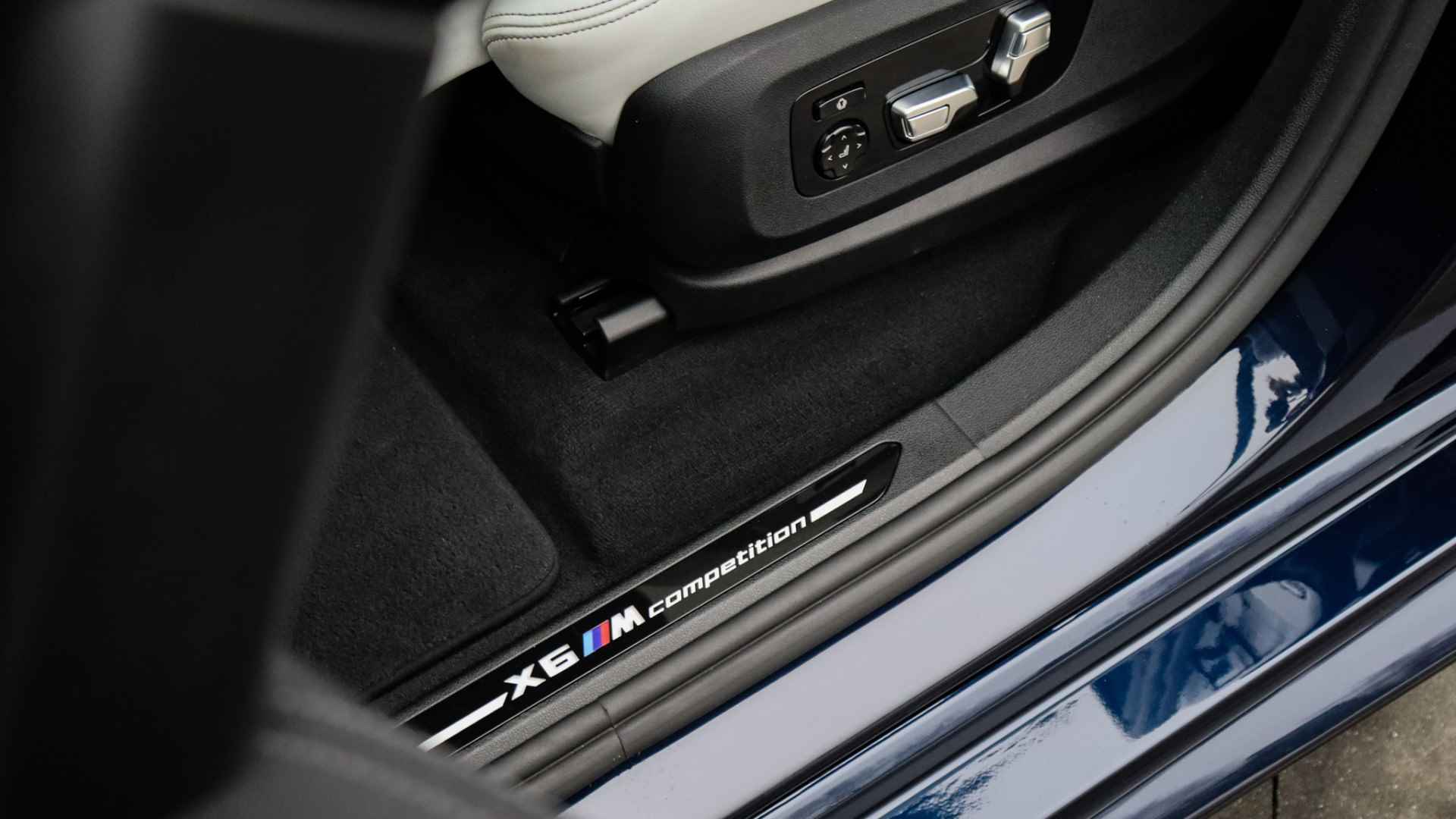 BMW X6 M Competition | M Drivers Pacakge | Sky Lounge | Bowers & Wilkins | Stoelventilatie | Entertainment Professional - 9/50