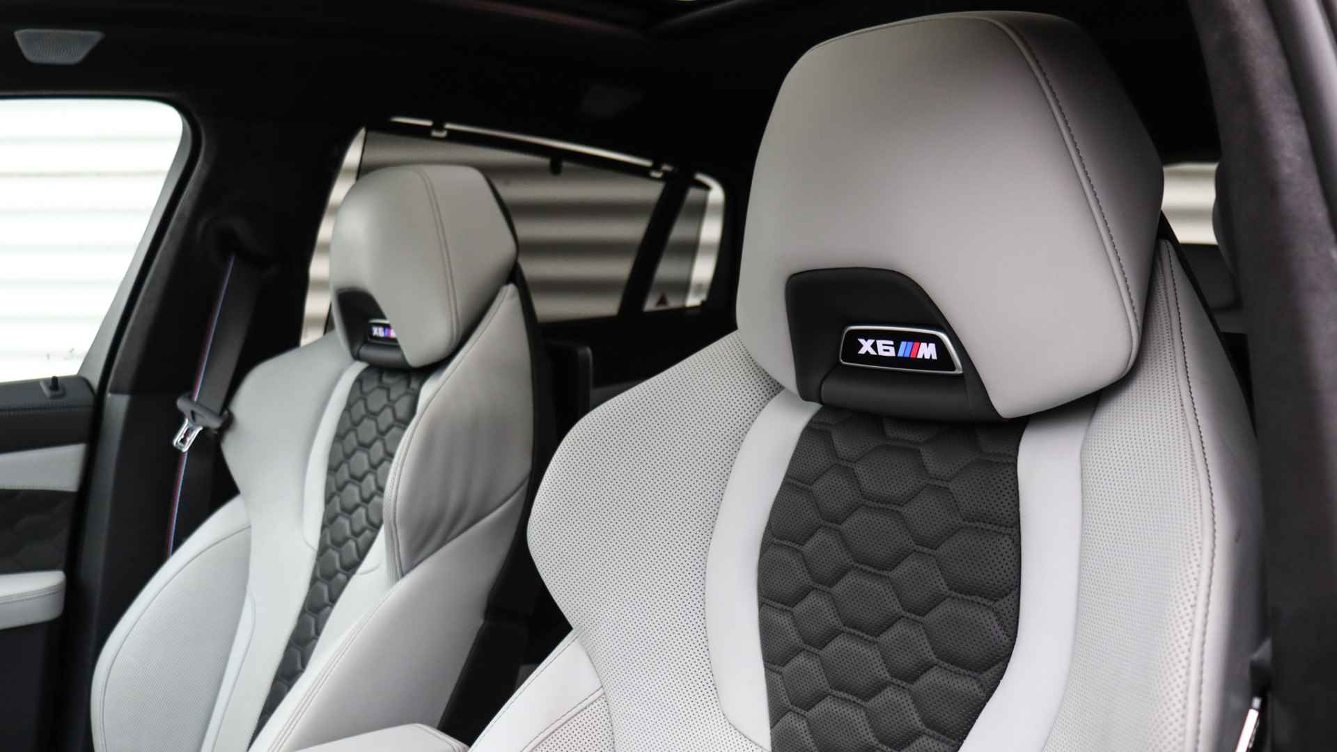 BMW X6 M Competition | M Drivers Pacakge | Sky Lounge | Bowers & Wilkins | Stoelventilatie | Entertainment Professional - 12/50