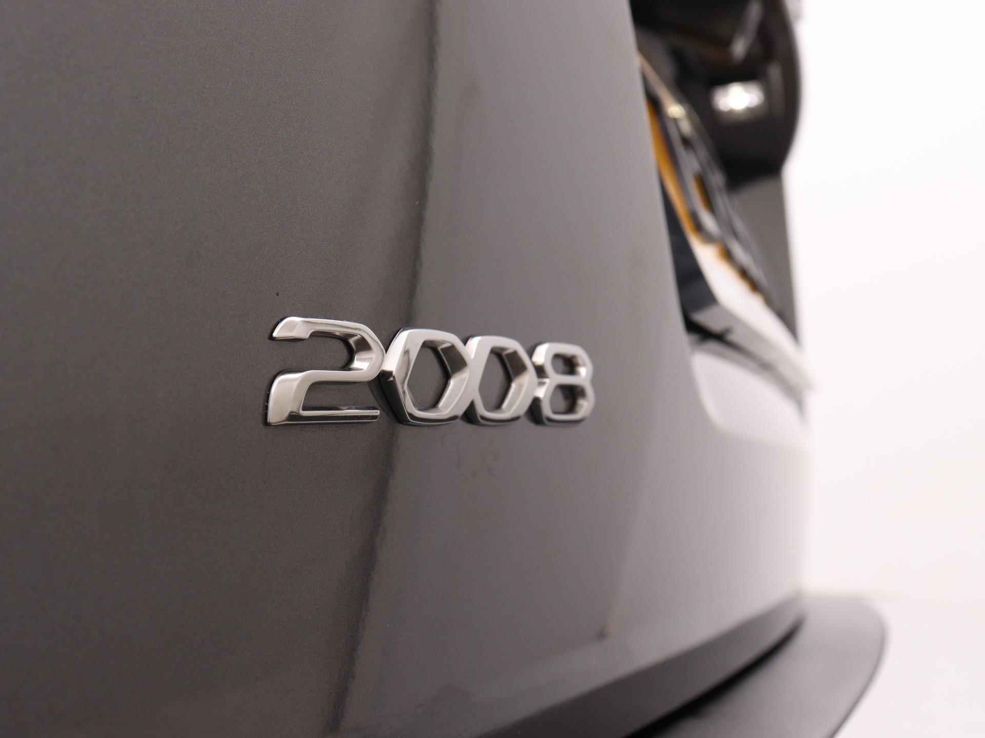 Peugeot 2008 GT 130pk | Navigatie | Climate Control | Sportstoelen | Licht Metalen Velgen 17"| Cruise Control - 15/36