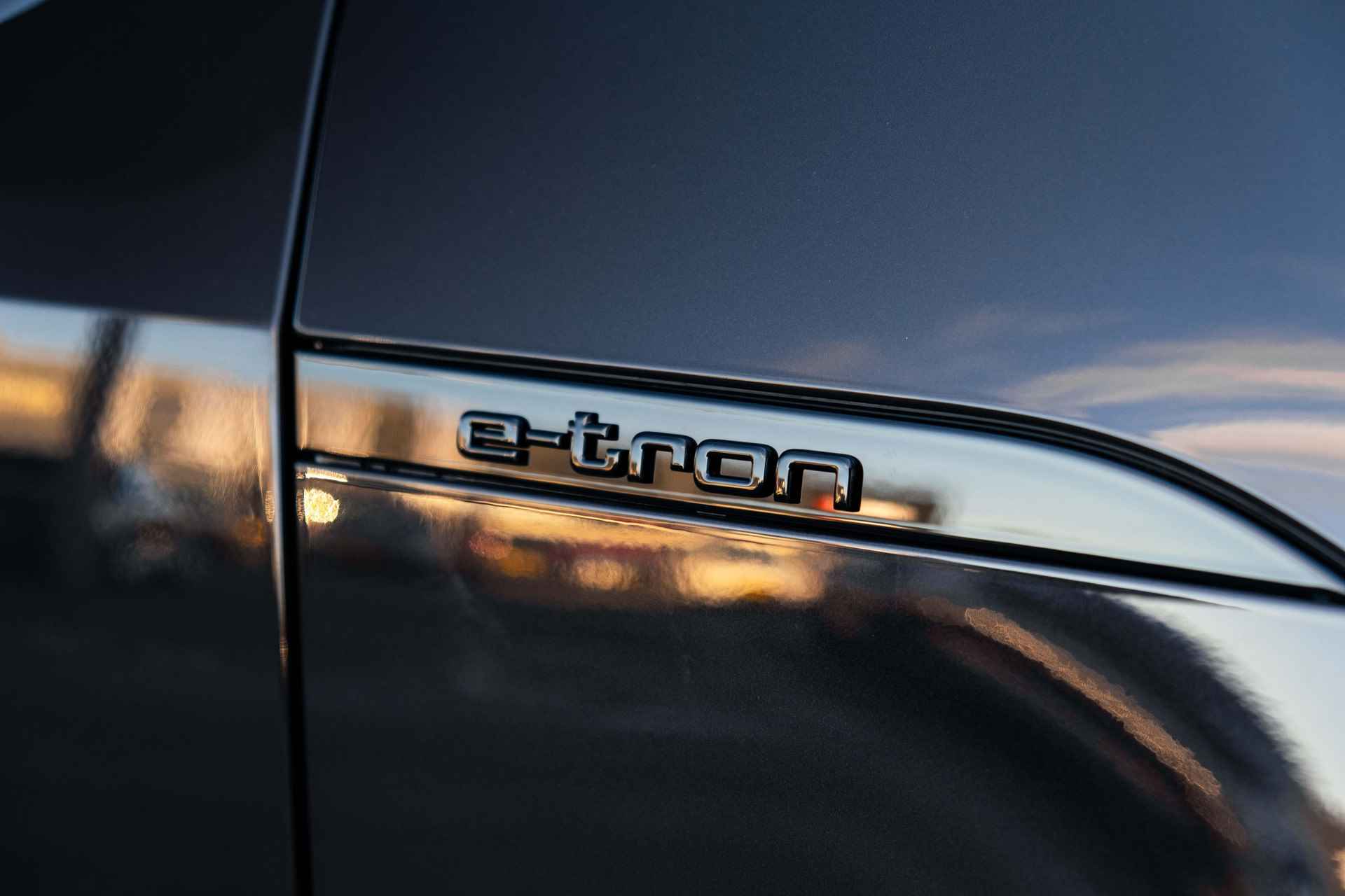 Audi Q8 e-tron - 37/77