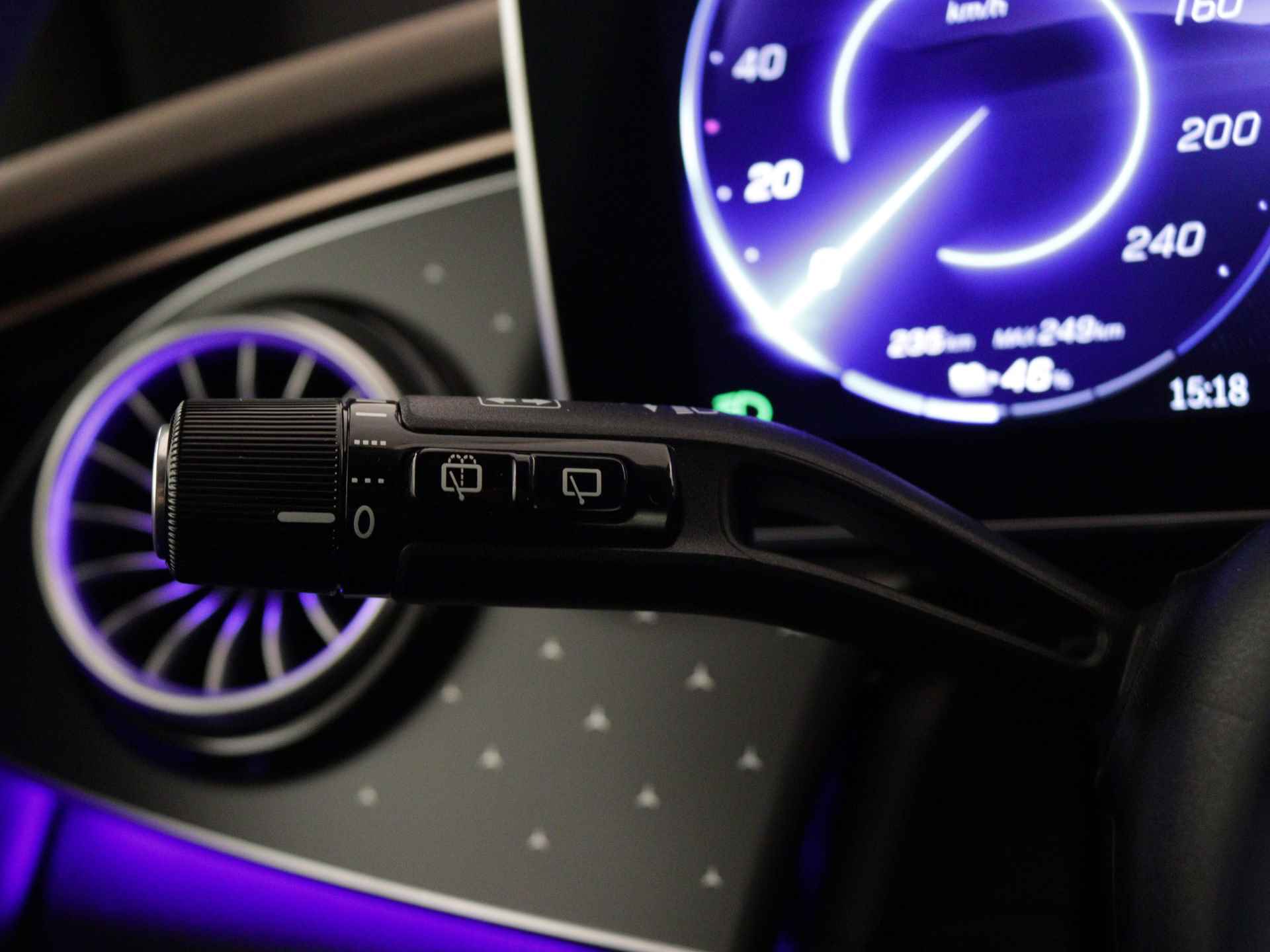 Mercedes-Benz EQE SUV 350+ Business Edition 96 kWh | Stoelventilatie en verwarming vooraan | Verwarmde voorruit | High-performance led-koplampen | | Parkeerpakket met achteruitcamera | Spiegelpakket | Sfeerverlichting | - 17/38
