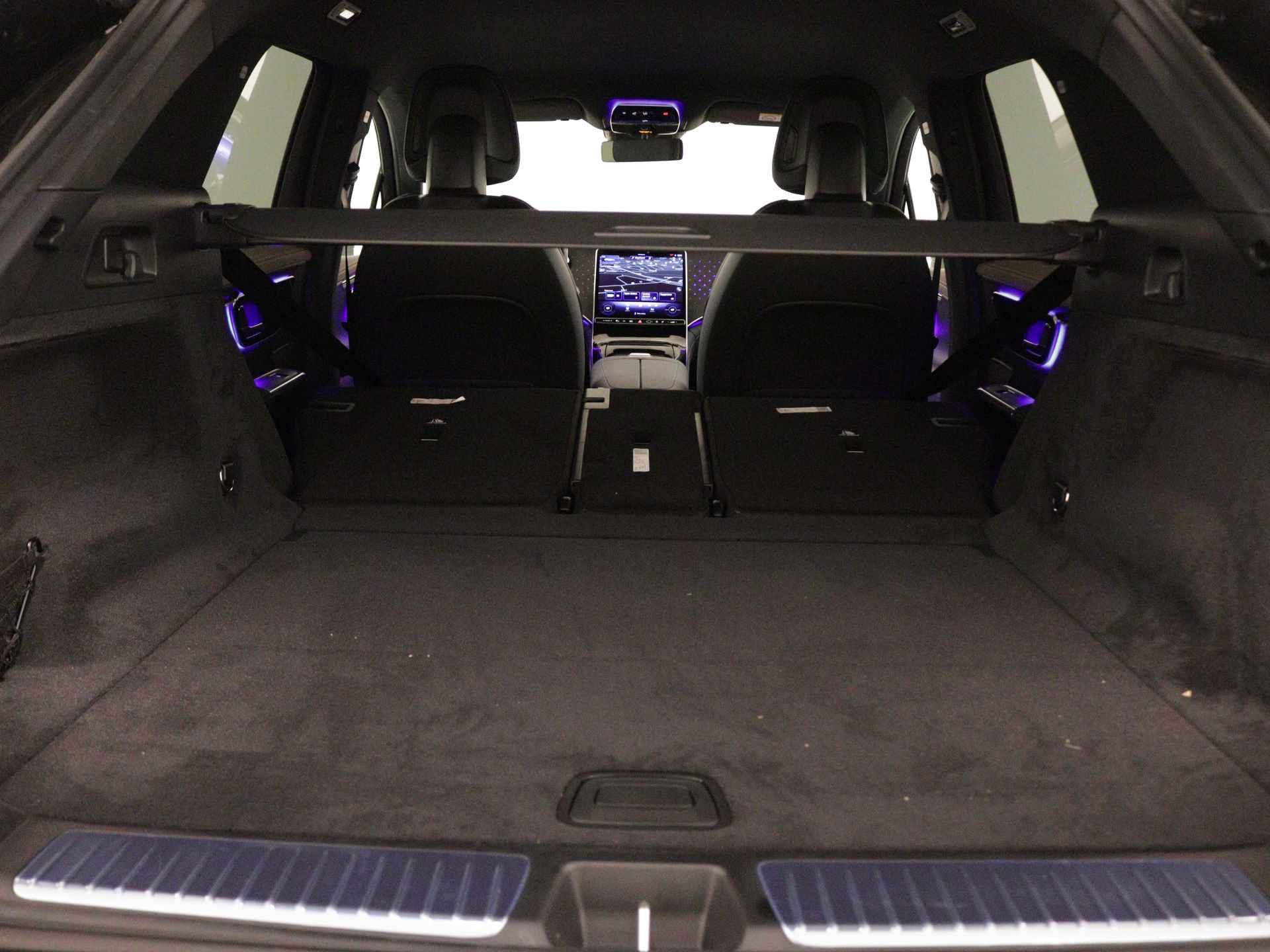 Mercedes-Benz EQE SUV 350+ Business Edition 96 kWh | Stoelventilatie en verwarming vooraan | Verwarmde voorruit | High-performance led-koplampen | | Parkeerpakket met achteruitcamera | Spiegelpakket | Sfeerverlichting | - 35/38