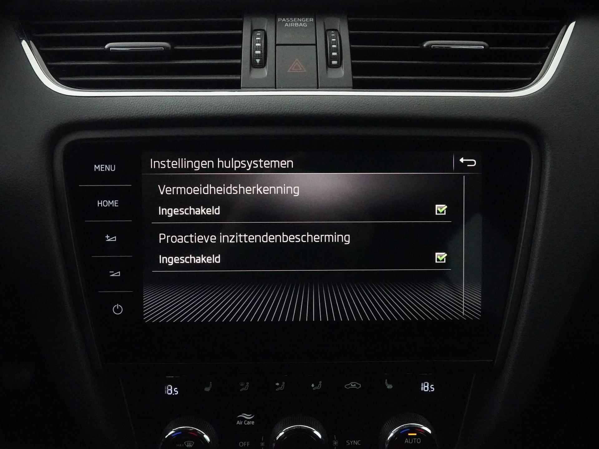 Skoda Octavia Combi 1.0 TSI Greentech Style Business | Trekhaak | Navigatie | Apple Carplay | Zondag Open! - 19/37