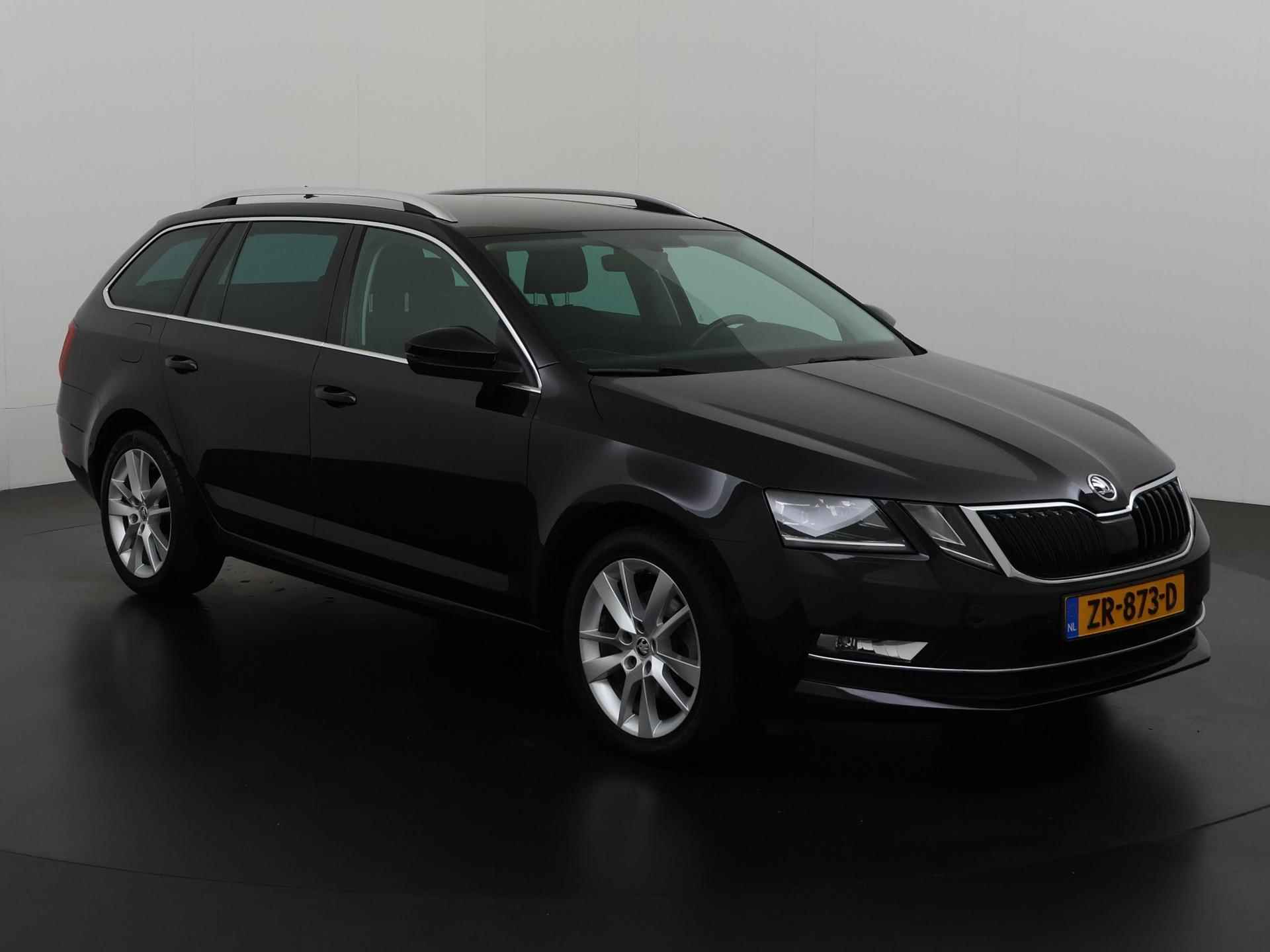 Skoda Octavia Combi 1.0 TSI Greentech Style Business | Trekhaak | Navigatie | Apple Carplay | Zondag Open! - 30/37