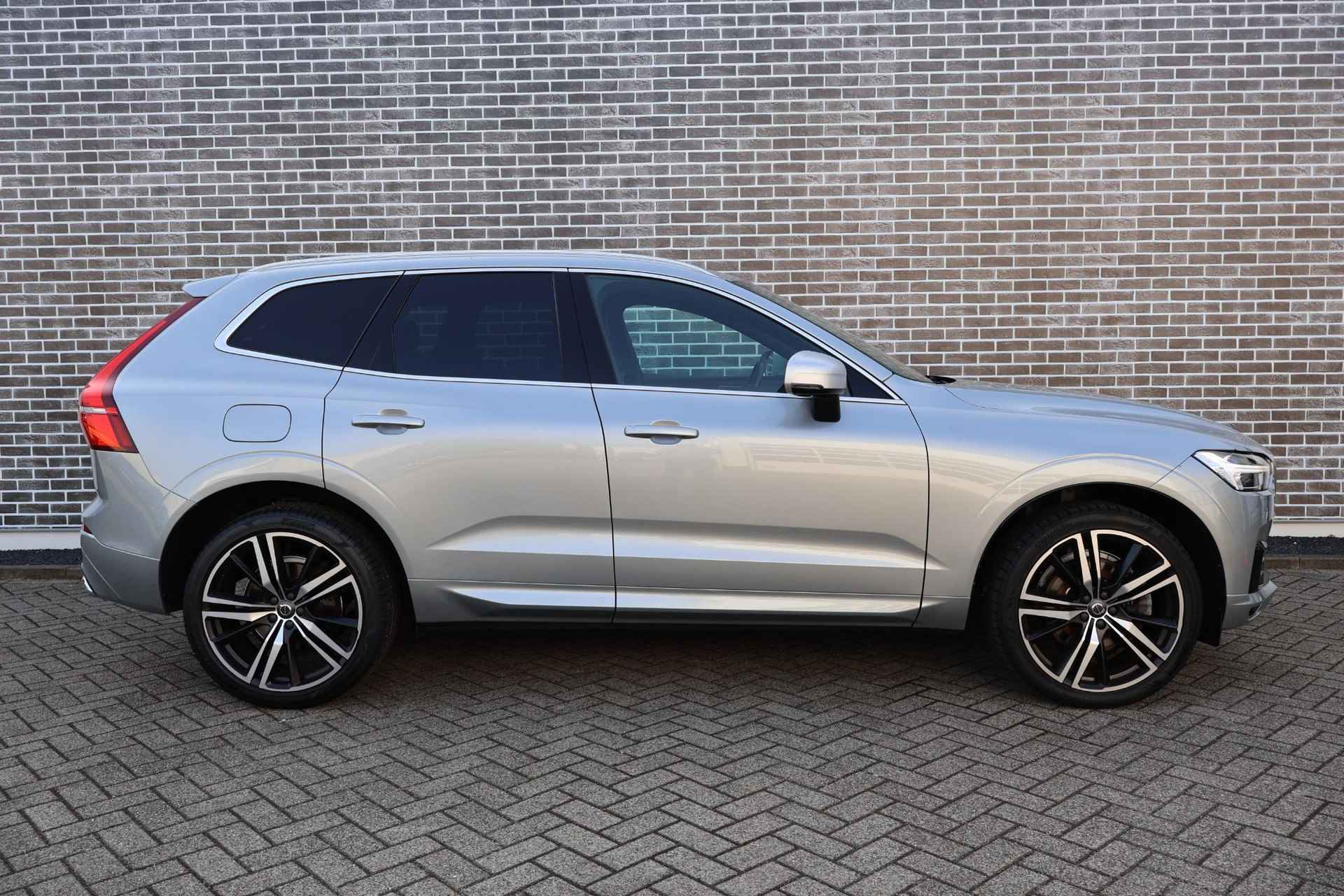 Volvo XC60 D4 AWD R-Design | Adaptive cruise control | Camera | Harman/Kardon audio | 21 inch velgen | Full LED koplampen | Keyless | Elektrische stoelverstelling | - 7/23