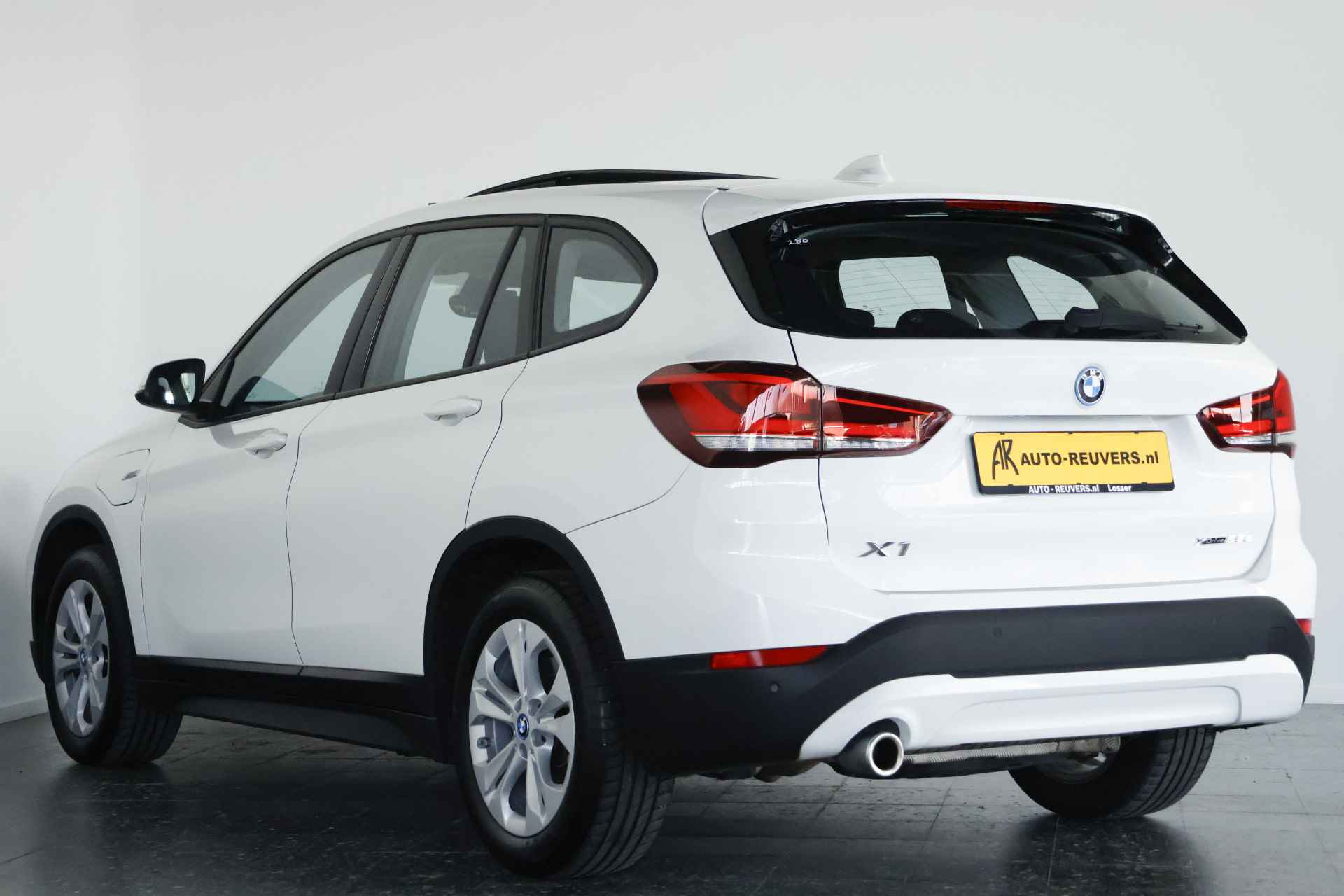 BMW X1 xDrive25e / Opendak / LED / Navi / Cruisecontrol - 5/32