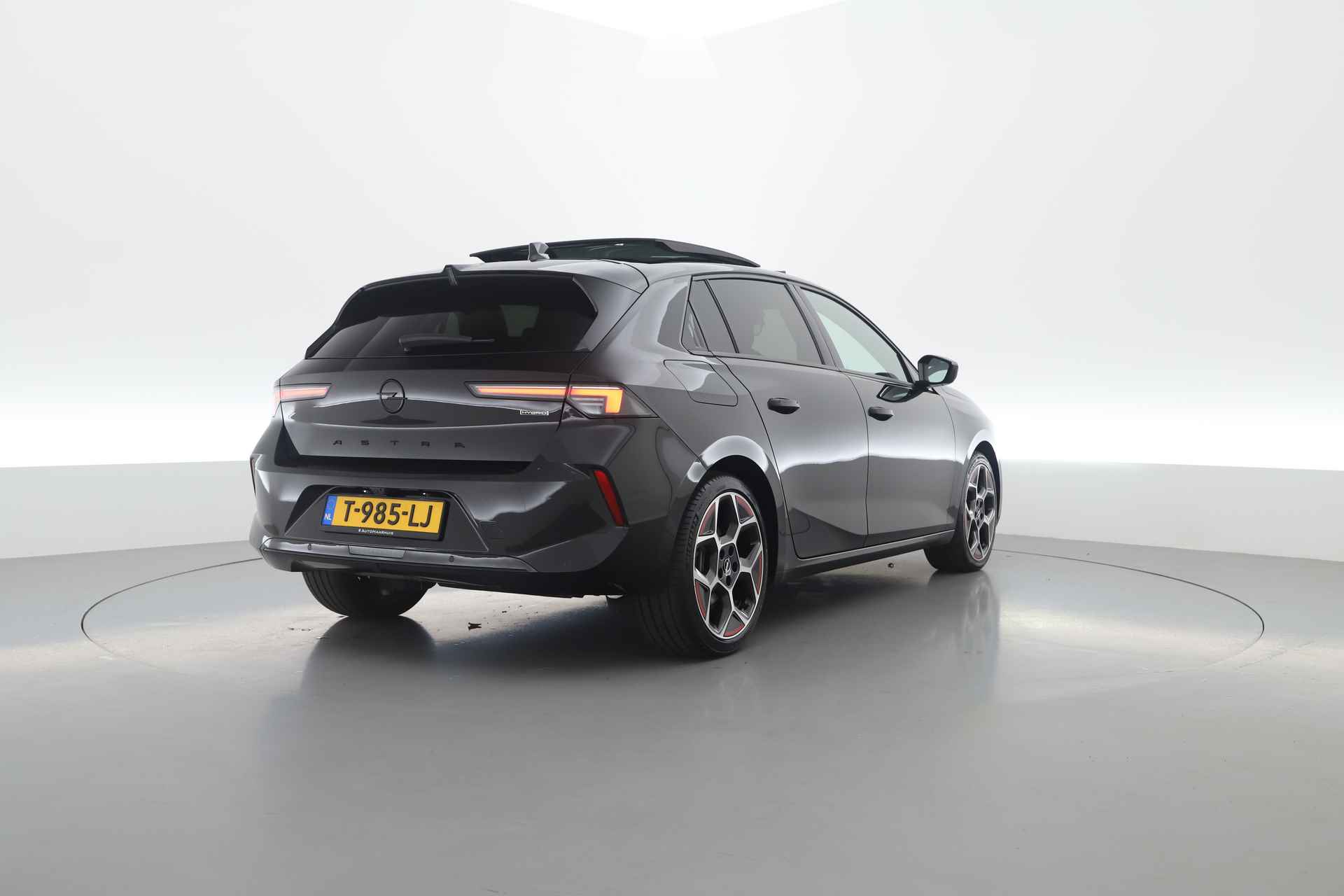 Opel Astra 1.6 Hybrid GS Line | Pano | 360cam | AGR Stoel | Keyless | Adapt. Cruise | Stoelverw. - 2/24