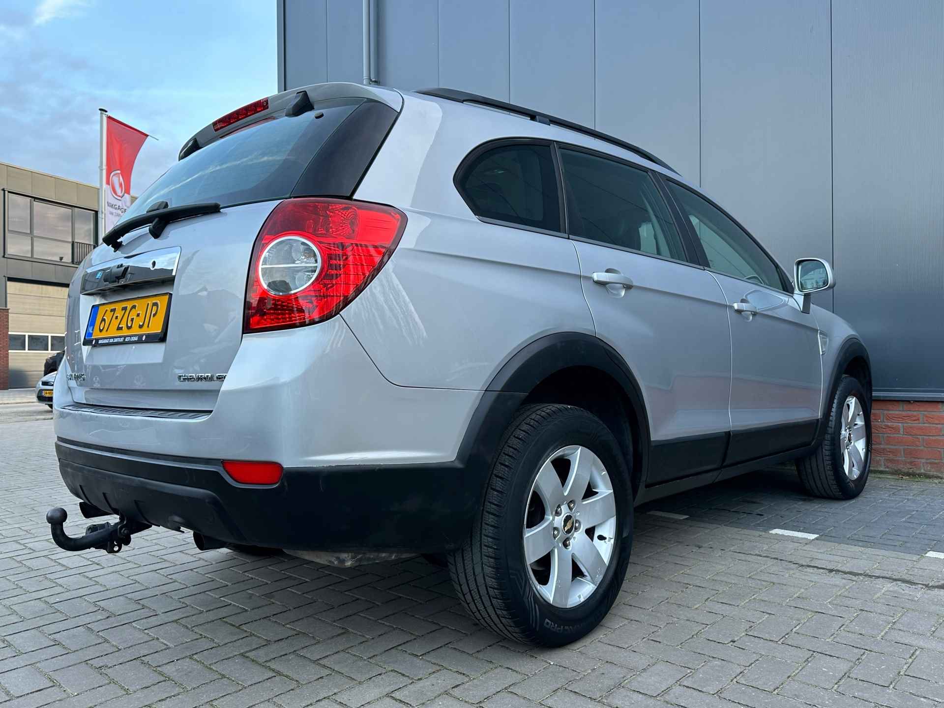 Chevrolet Captiva 2.4i Style 7-Pers (12 mnd BOVAG garantie) - 6/33