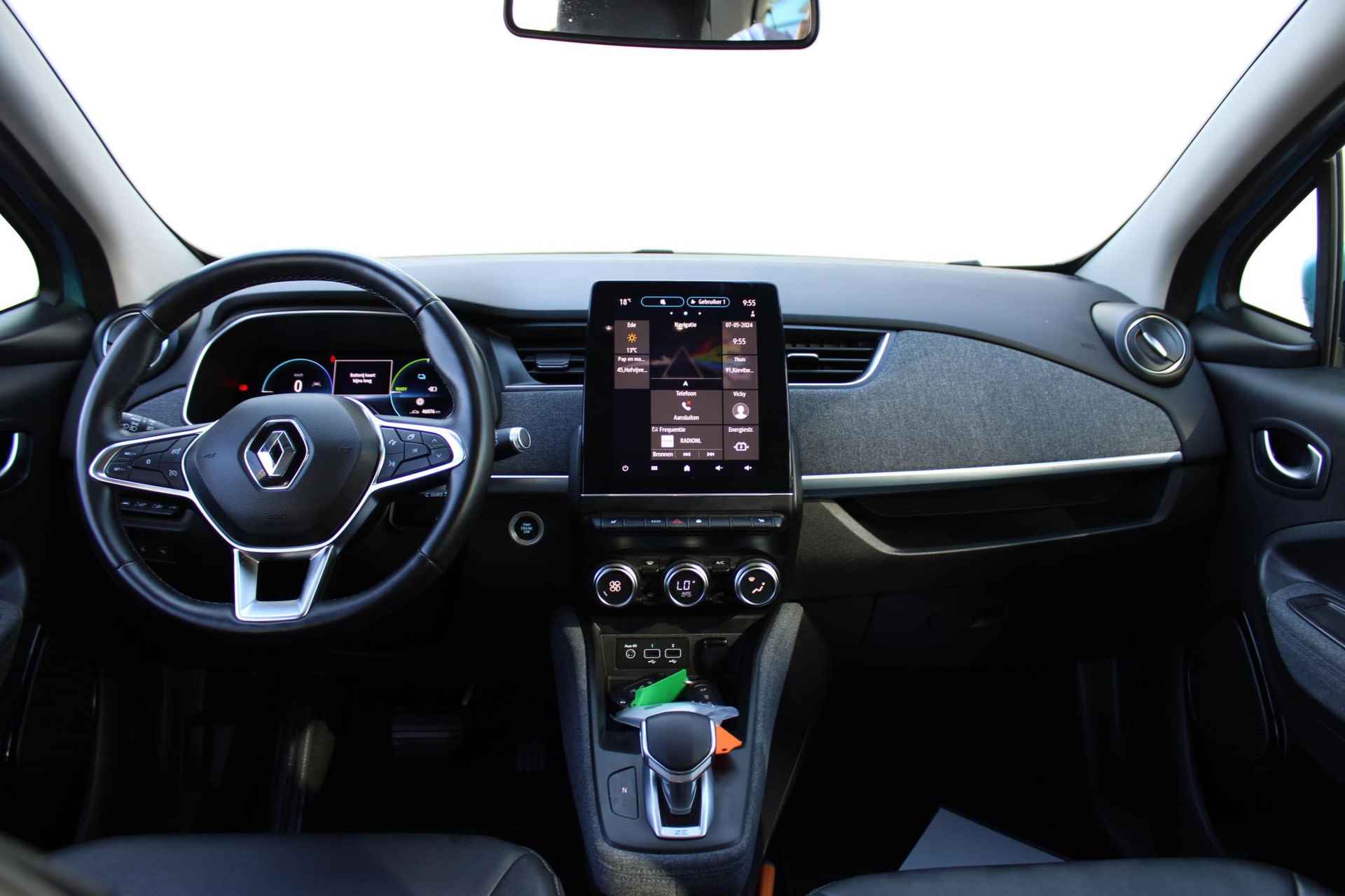Renault ZOE R135 Intens 52 kWh | Incl. Accu | Groot Accupakket | Groot Scherm | Winter Pack | A. Camera | Dealer Onderhouden | 1e Eig! - 24/44
