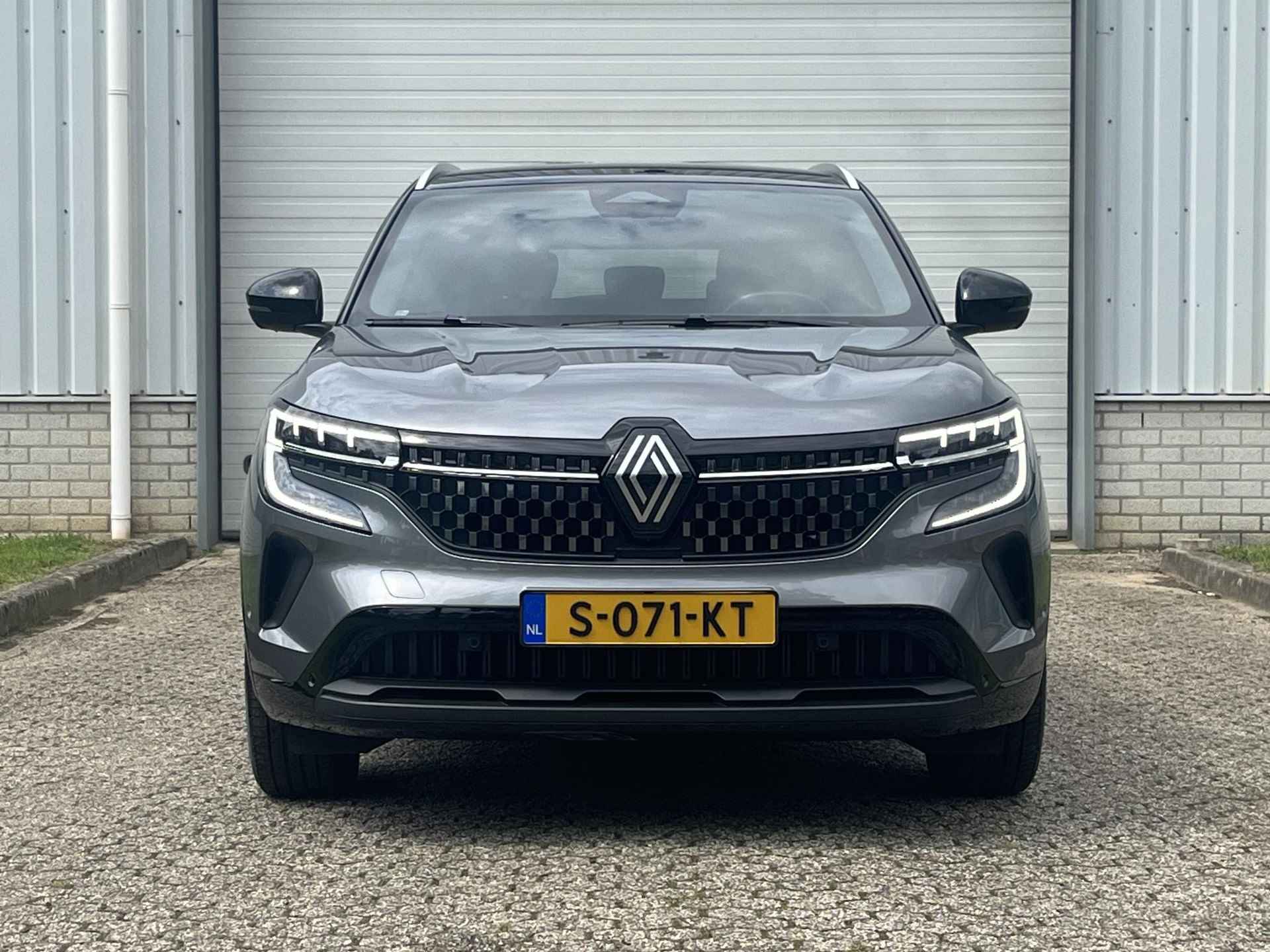 Renault Austral Mild Hybrid Advanced 130 Techno / 360 Graden Camera / Adaptief Cruise Control / Apple Carplay & Android Auto / Elektrische Stoelen / Stoelverwarming / Massage Stoelen / Licht metalen velgen 19" / Navigatie / Parkeersensoren voor + achter / - 36/52