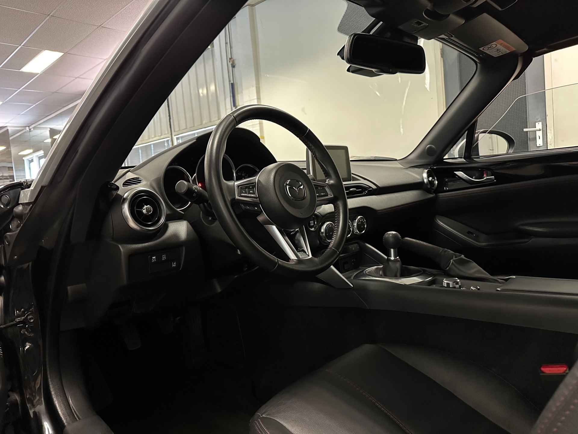 Mazda MX-5 1.5 SkyActiv-G 131 GT-M * NL Auto / BOSE / Navigatie / Dealer onderhouden * - 14/24