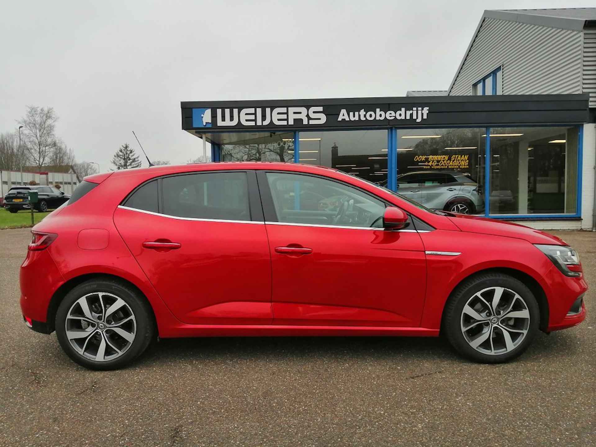 RENAULT Megane 1.2 TCe 131pk Bose, Navi, Trekhaak wegklapbaar, Massagestoel - 5/35