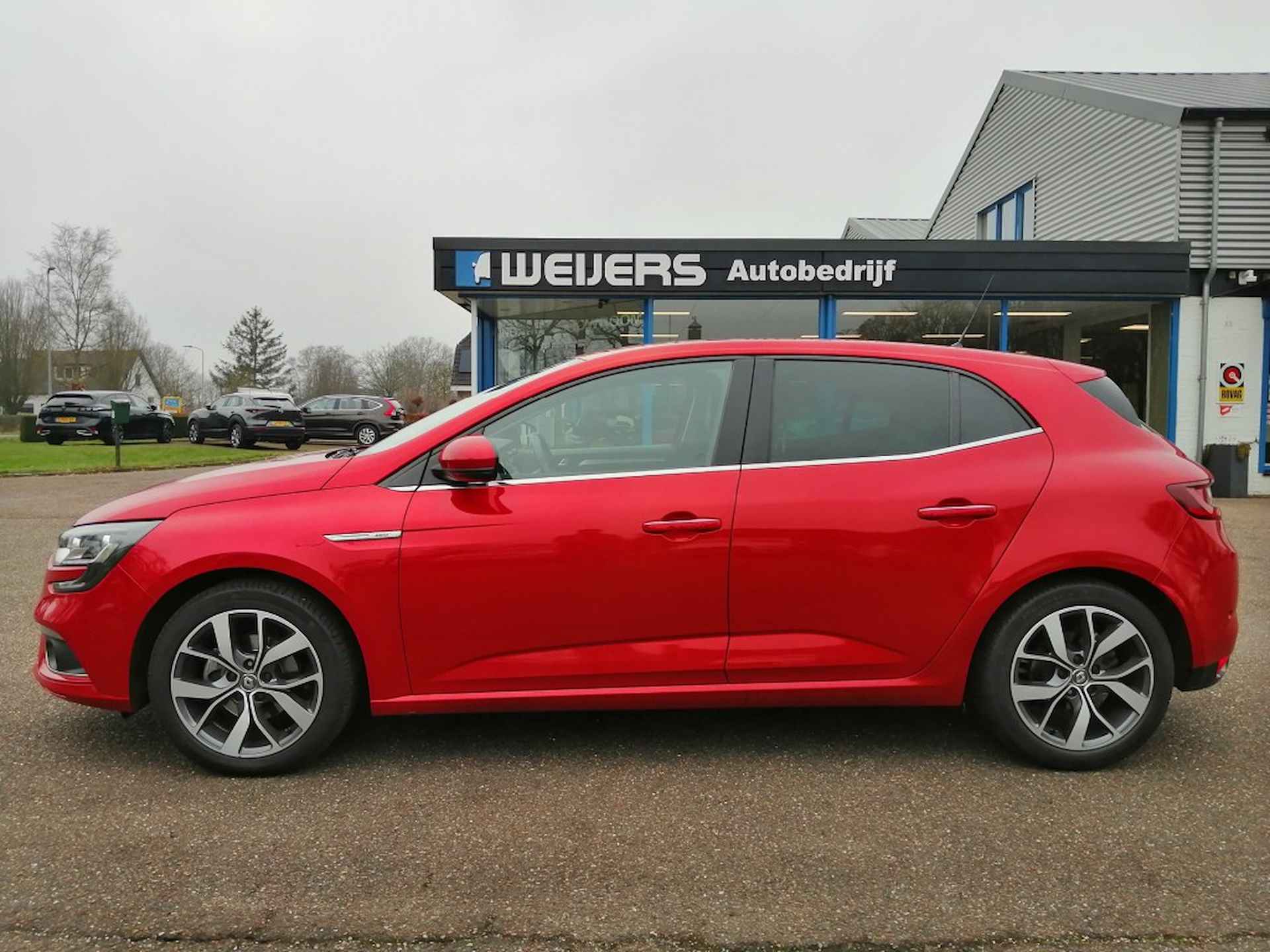 RENAULT Megane 1.2 TCe 131pk Bose, Navi, Trekhaak wegklapbaar, Massagestoel - 9/35