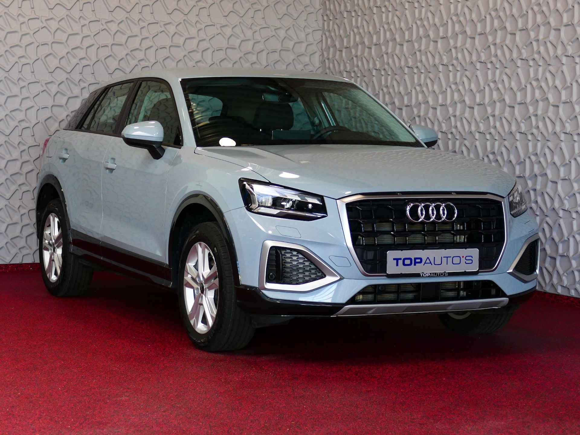 Audi Q2 35 TFSI 1.5 S EDITION 150PK CARPLAY NAVI CAMERA MATRIX LED STOELVERW. PDC ELEK.KLEP 2024 - 1/75