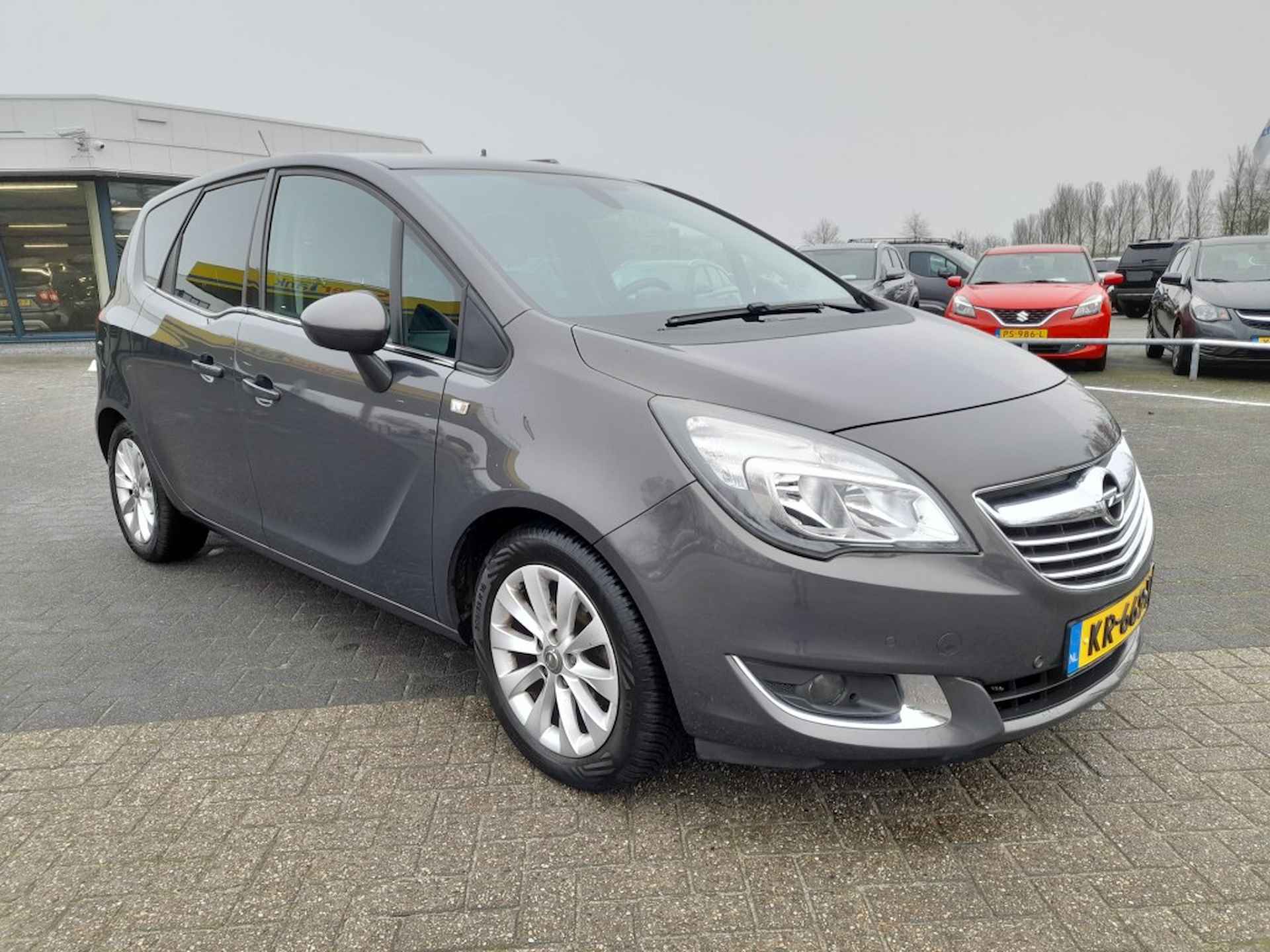 OPEL Meriva 1.4 TURBO COSMO PDC V/A AIRCO NAVIGATIE - 9/41