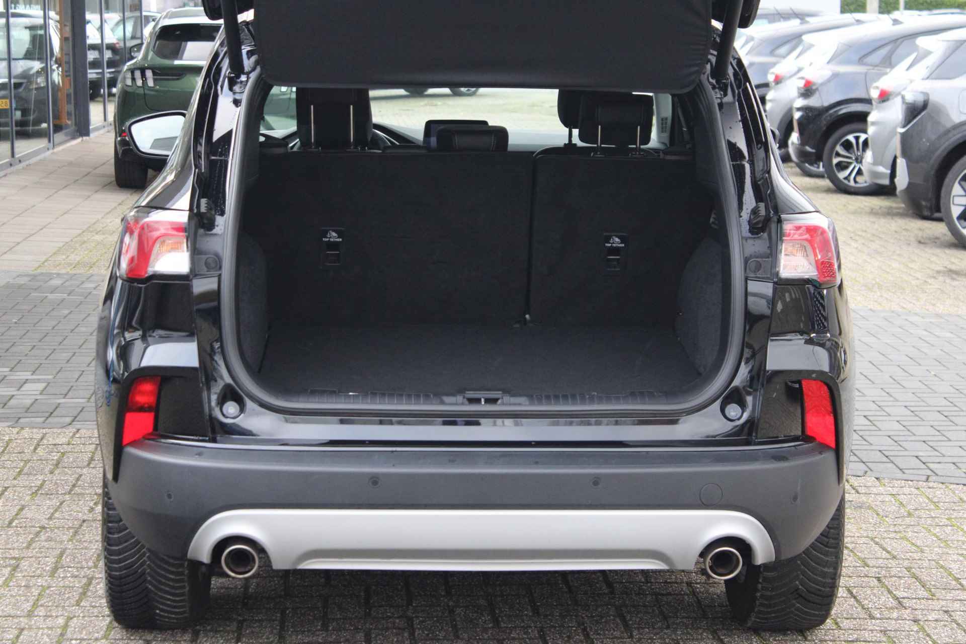 Ford Kuga 2.5 PHEV Titanium X 225pk | Winterpack | SYNC 3 Navigatie | Michelin Cross Climate banden | Elek. achterklep | 1.500kg Trekgewicht - 19/51