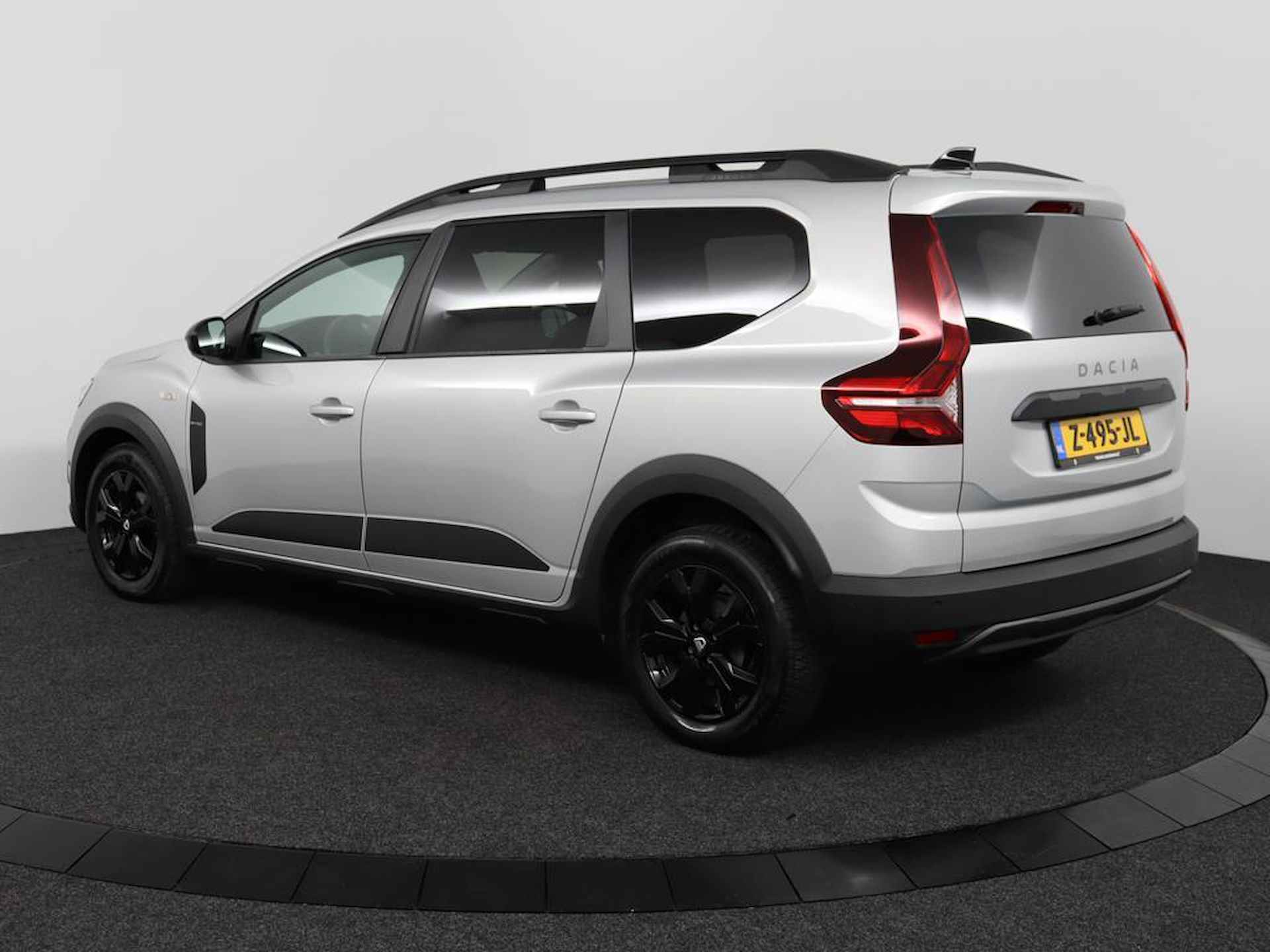 Dacia Jogger 1.0 TCe Extreme 5p. | Achteruitrij camera | Parkeersensoren | Cruise control | Climate control | Apple Carplay | Android Auto | - 10/42