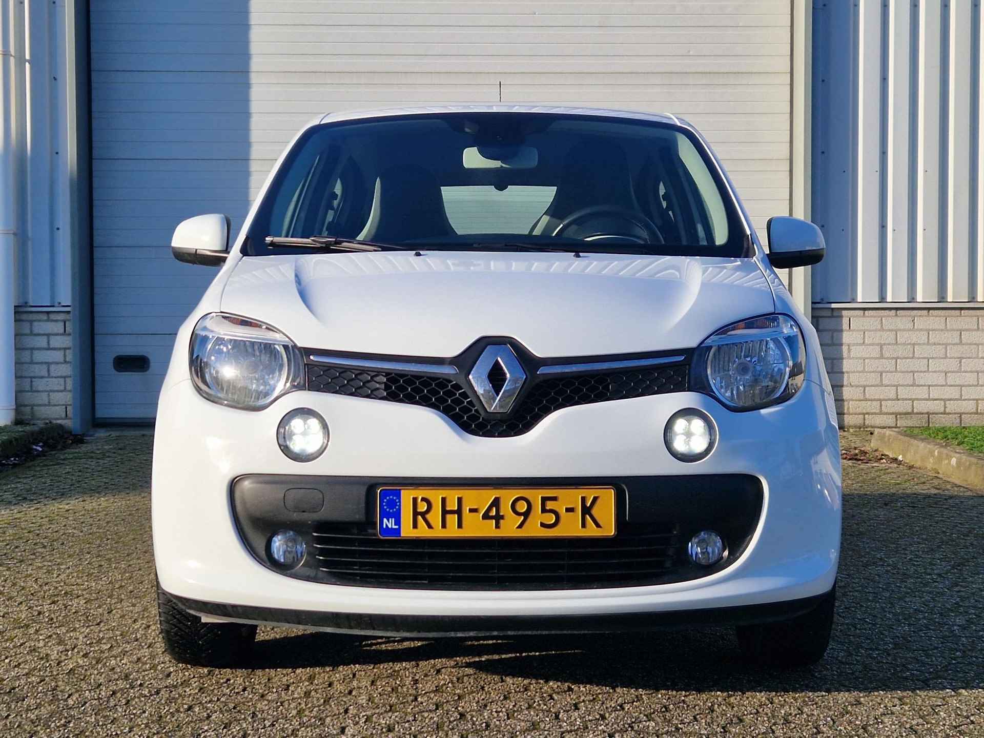 Renault Twingo 1.0 Intens Automaat / 1e Eigenaar / Dealer Onderhouden / Achteruitrijcamera / All Season Banden / Apple Carplay / Android Auto / Parkeersensoren Achter / - 23/33