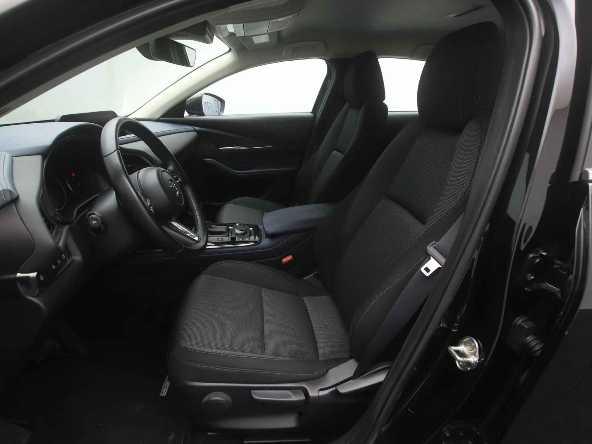 Mazda CX-30 2.0 SkyActiv-X Comfort automaat met afneembare trekhaak : dealer onderhouden - 14/48