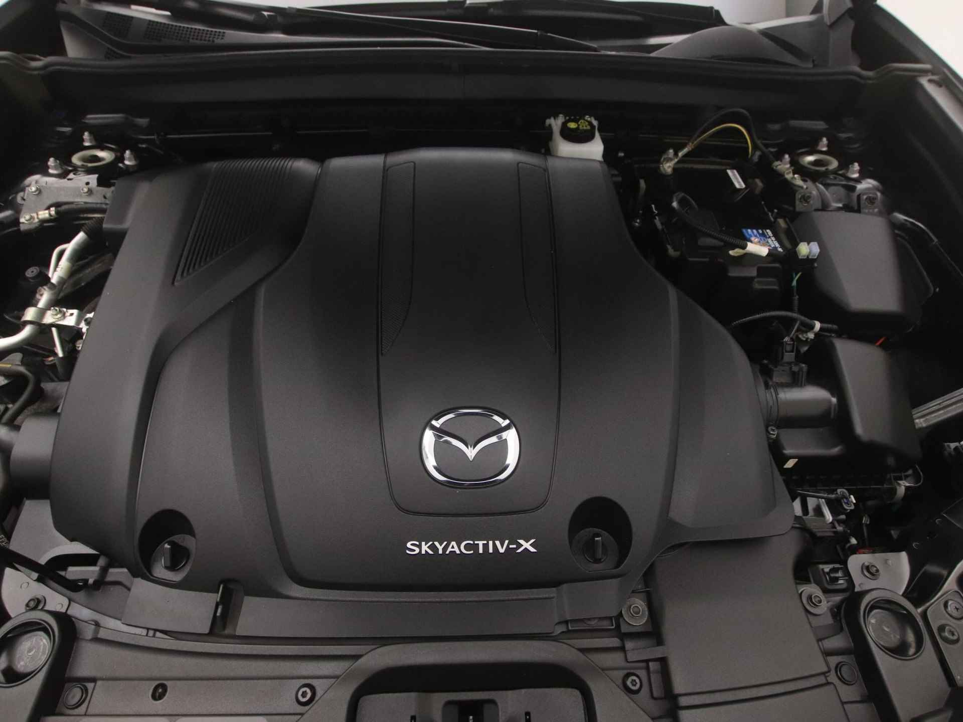 Mazda CX-30 2.0 SkyActiv-X Comfort automaat met afneembare trekhaak : dealer onderhouden - 43/48