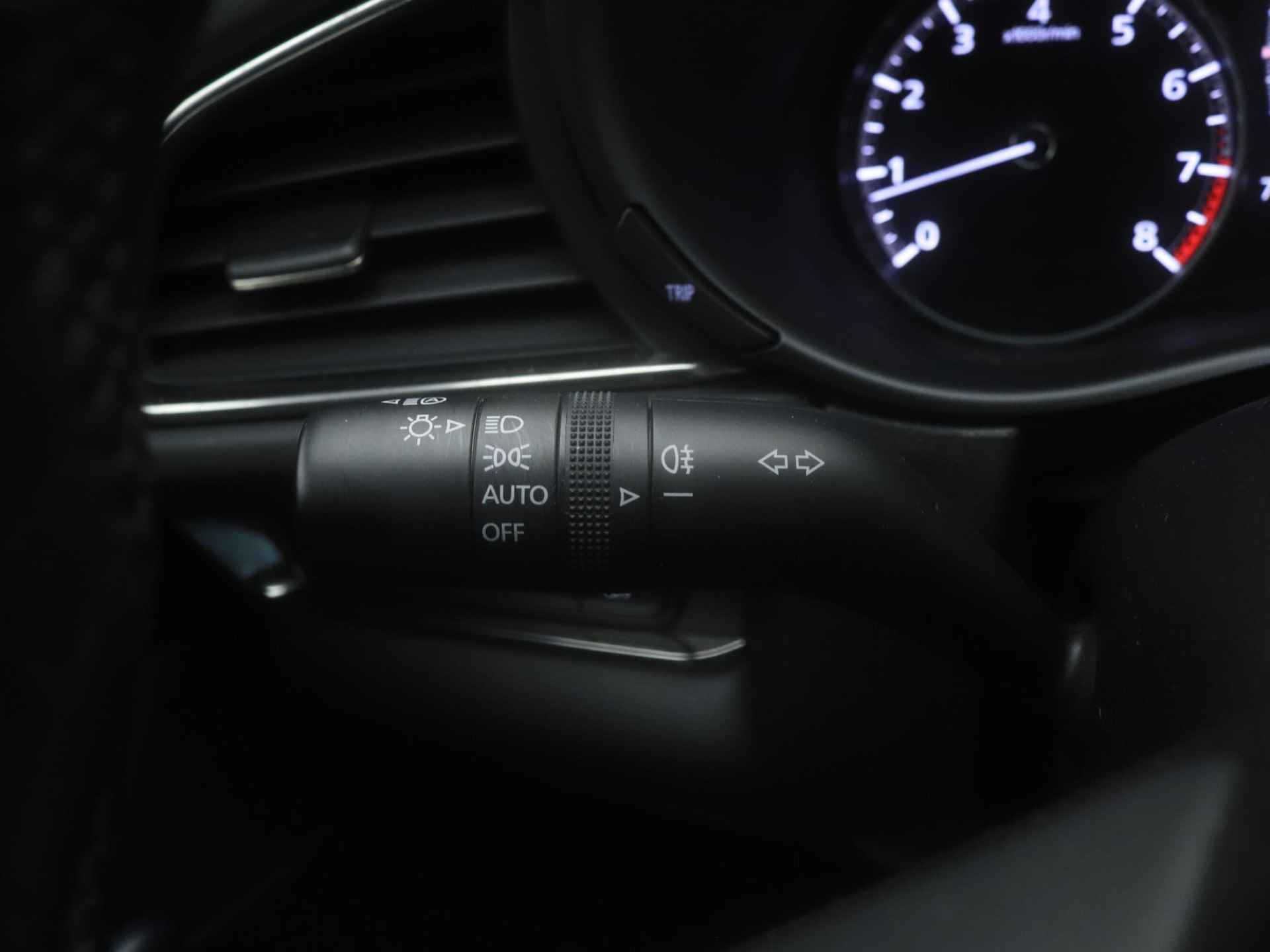 Mazda CX-30 2.0 SkyActiv-X Comfort automaat met afneembare trekhaak : dealer onderhouden - 28/48
