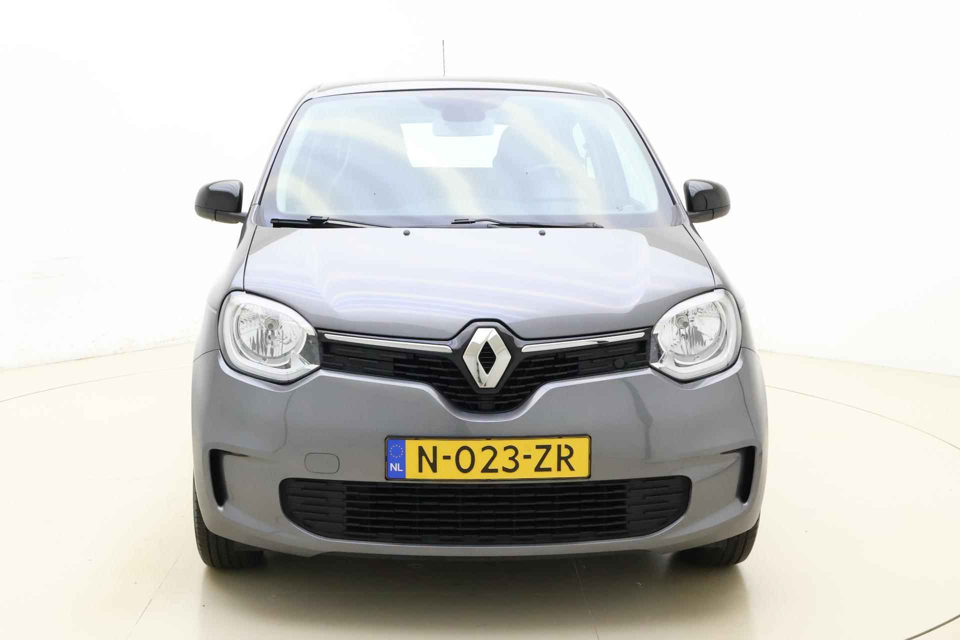 Renault Twingo 1.0 SCe Limited 65 PK | Handgeschakeld | Airco | Elektrische ramen | Parkeersensor | Cruise Control | Radio | Bluetooth | 1e eigenaar - 7/32