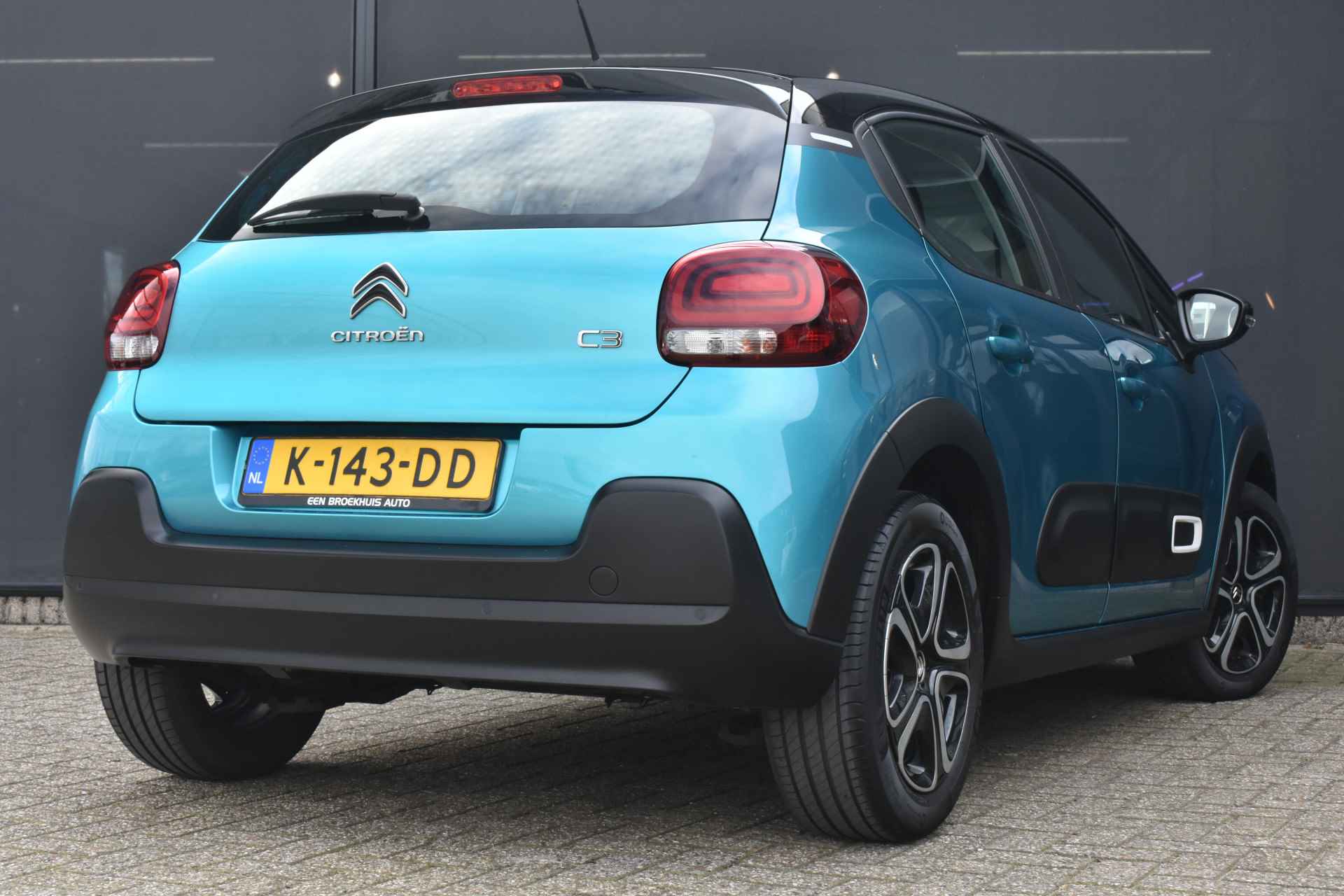 Citroën C3 1.2 PureTech Feel | Navi By App | Parkeersensoren | 1e Eigenaar | Apple Carplay | Android Auto | Cruise Control | !! - 3/46