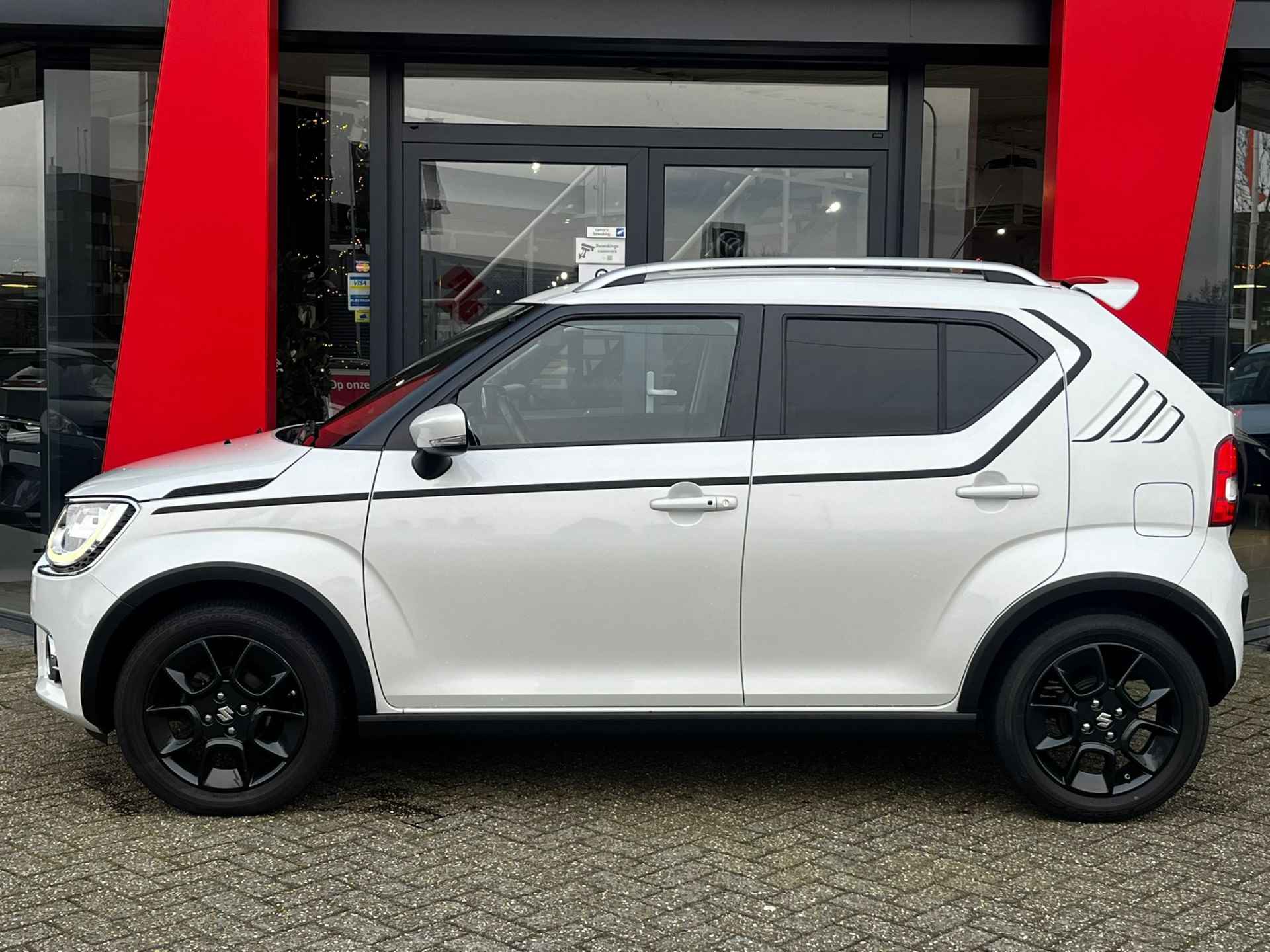 Suzuki Ignis 1.2 Stijl Automaat / Stoelverwarming/ Achteruitrij camera / 16'' LMV / - 2/24