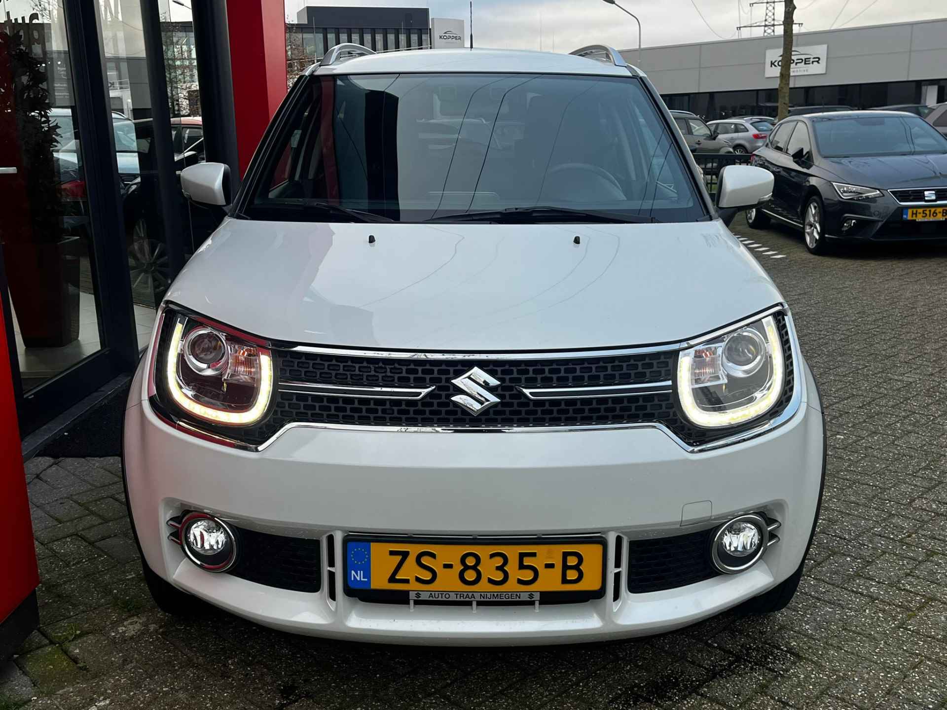 Suzuki Ignis 1.2 Stijl Automaat / Stoelverwarming/ Achteruitrij camera / 16'' LMV / - 5/24