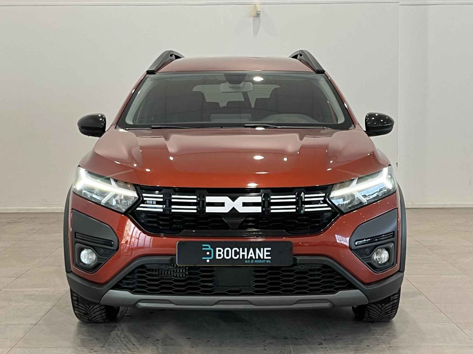 Dacia Jogger 1.0 TCe 110 Extreme 7p. | 7-persoons | Navigatie | Dodehoekdetectie | Parkeersensoren voor, achter en achteruitrijcamera | Apple Carplay/Android Auto - 4/21