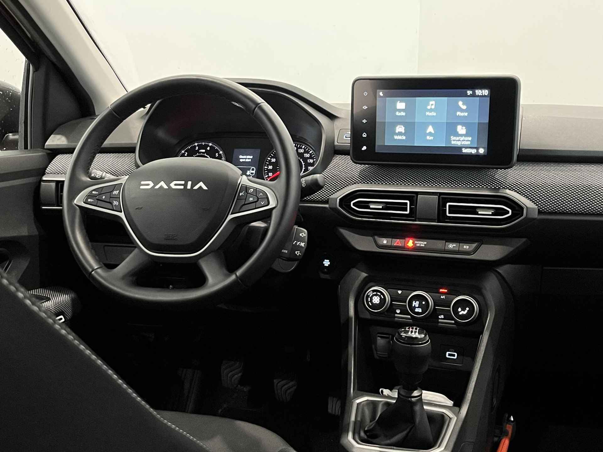 Dacia Jogger 1.0 TCe 110 Extreme 7p. | 7-persoons | Navigatie | Dodehoekdetectie | Parkeersensoren voor, achter en achteruitrijcamera | Apple Carplay/Android Auto - 13/21