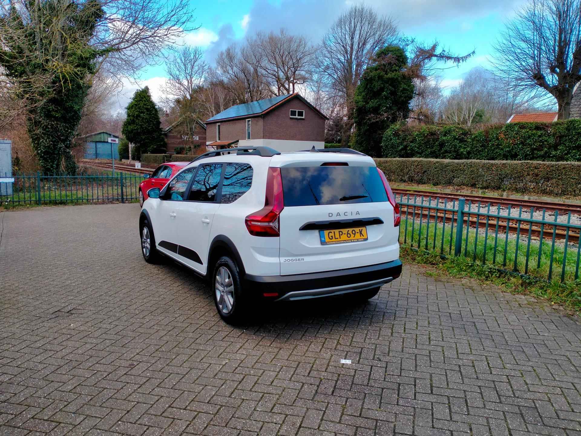 Dacia JOGGER 1.0 TCe Comfort 5p. led pdc camera android carplay lage km ALLINPRIJS - 6/31