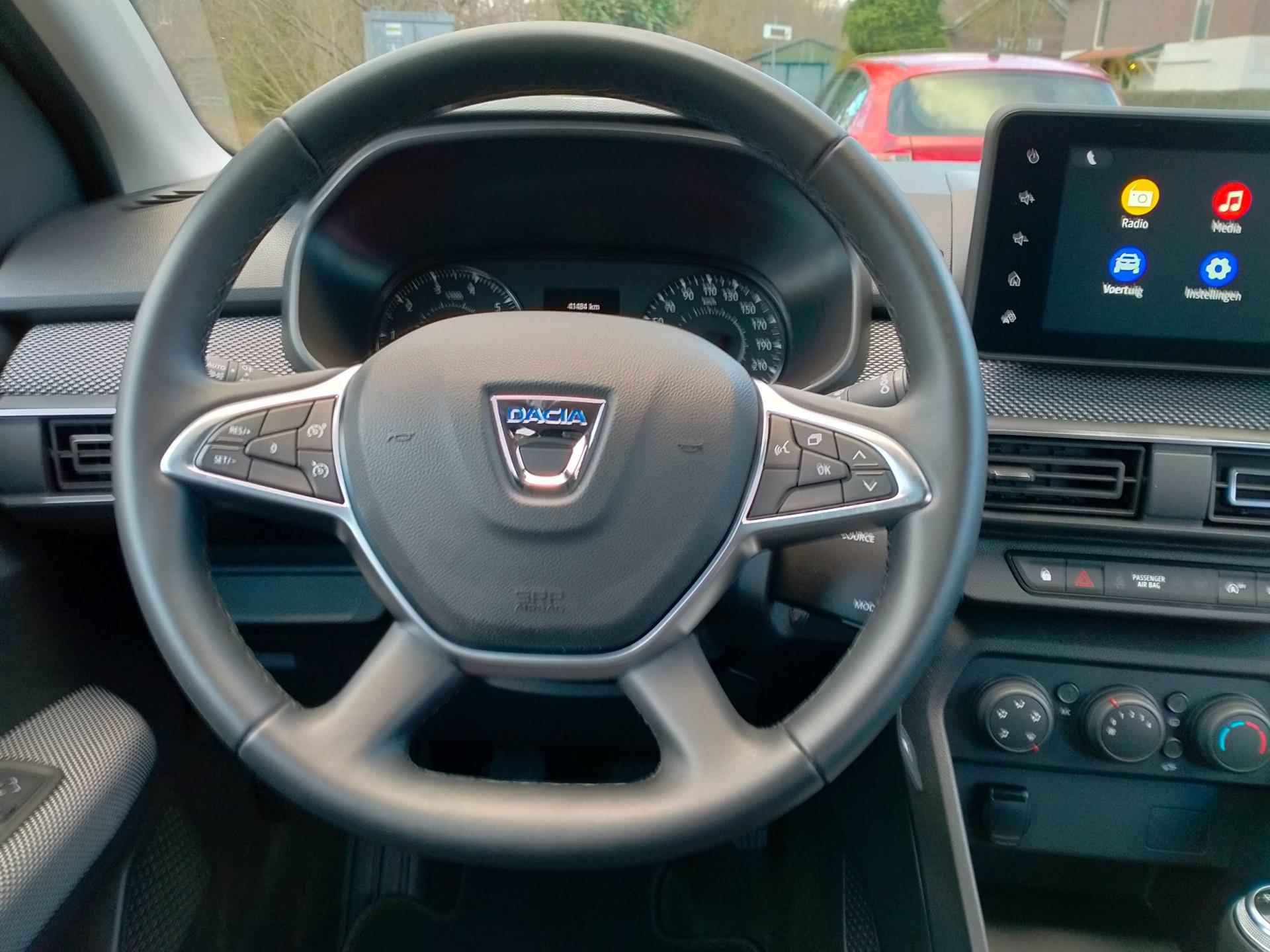 Dacia JOGGER 1.0 TCe Comfort 5p. led pdc camera android carplay lage km ALLINPRIJS - 12/31