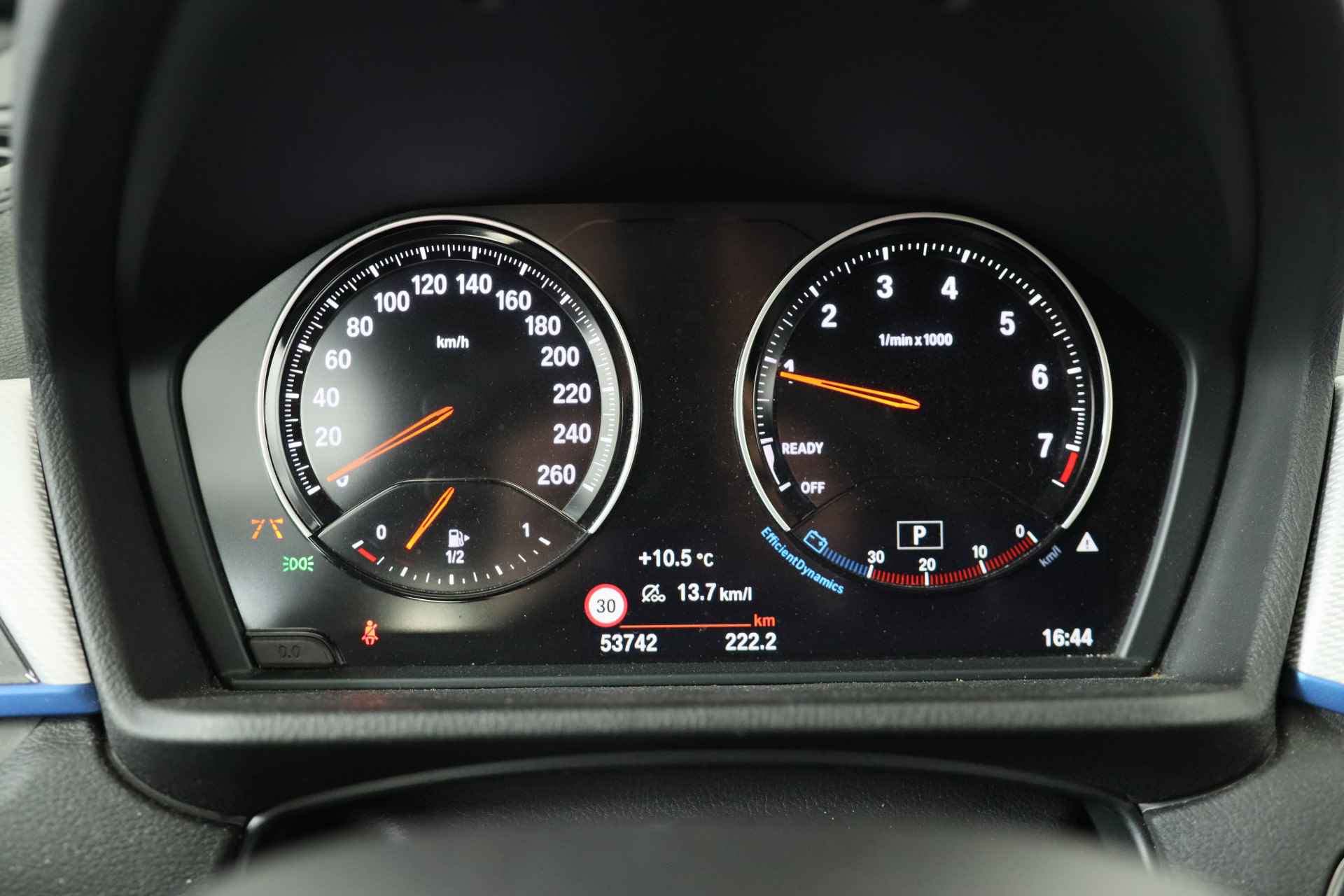BMW X1 sDrive18i High Executive | M Sport | Adaptive Cruise | Led | Keyless | Camera | Elektr achterklep | Stoelverwarming | Sportstoel - 13/38
