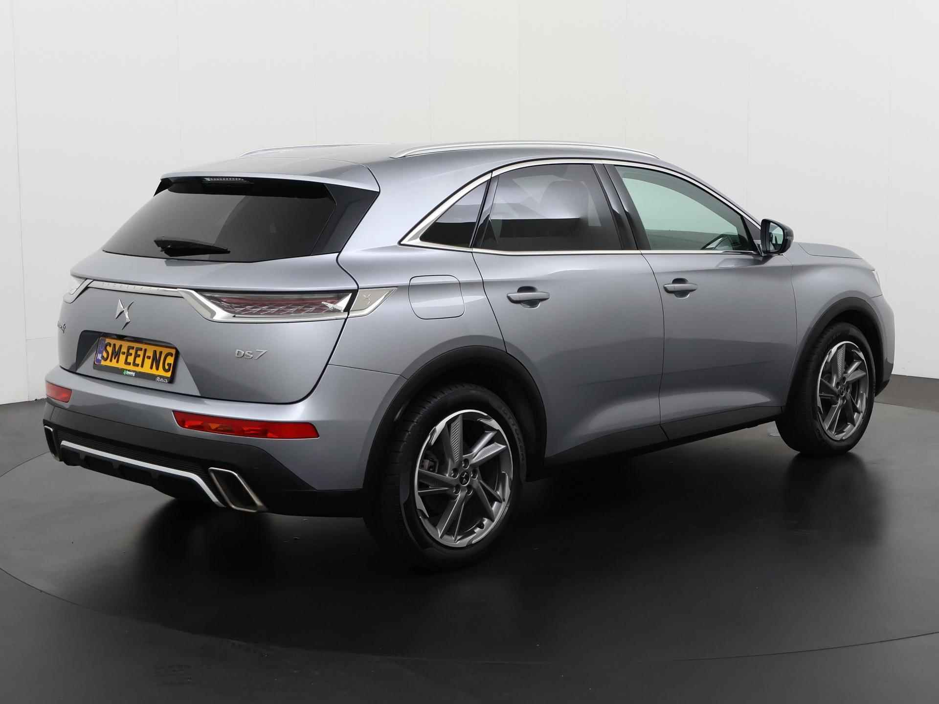 DS 7 Crossback E-Tense Plug-in 4x4 So Chic | 300PK | Leder | Zondag Open! - 4/38