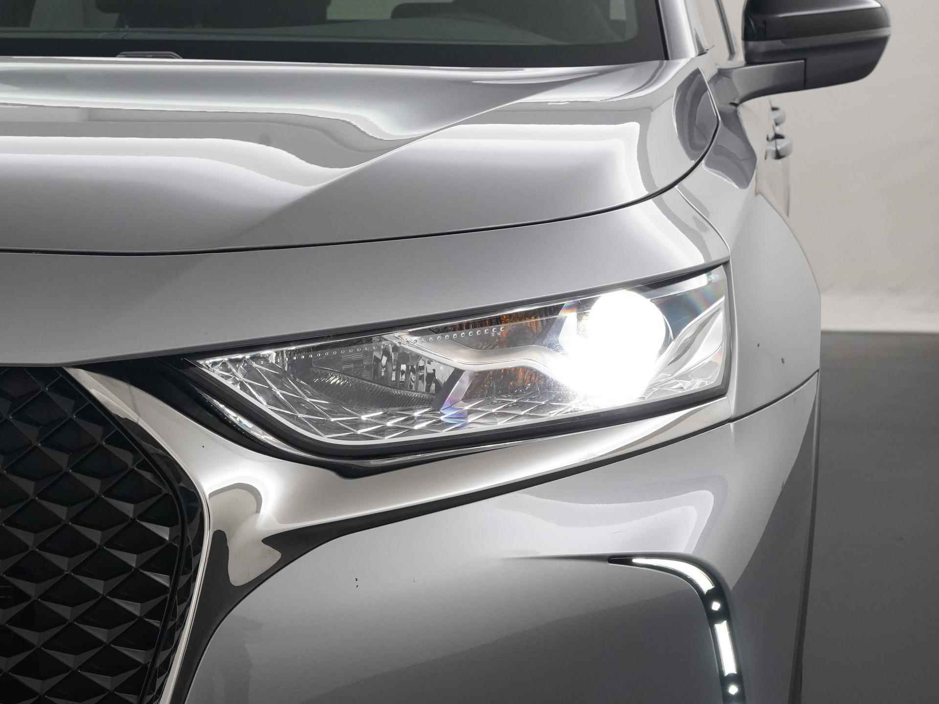 DS 7 Crossback E-Tense Plug-in 4x4 So Chic | 300PK | Leder | Zondag Open! - 22/38