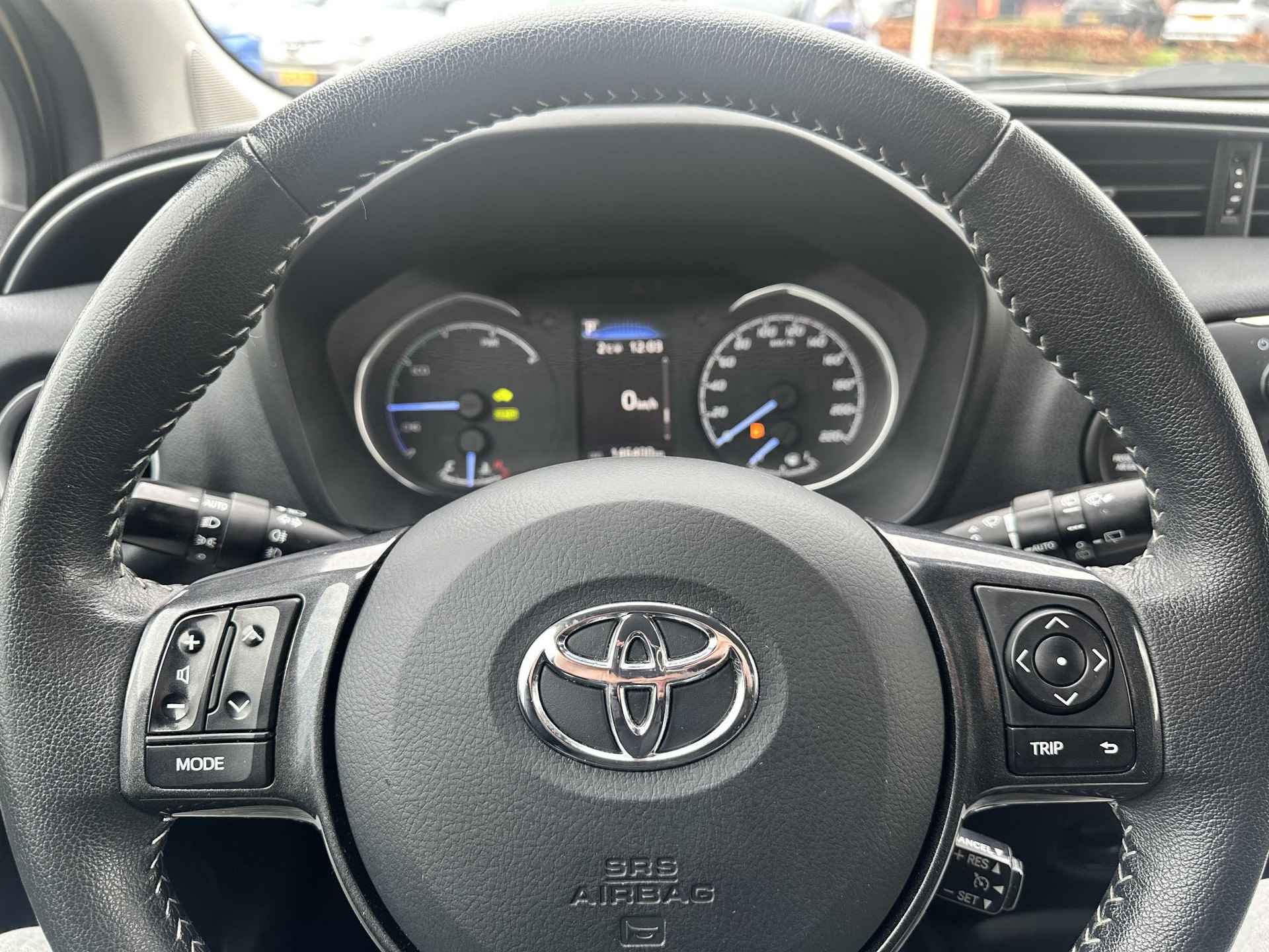 Toyota Yaris 1.5 Hybrid Y20 - 16/16