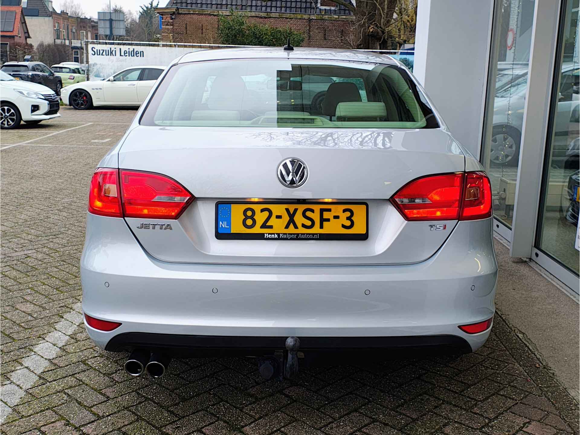 Volkswagen Jetta 1.4 TSI HIGHLINE Clima | Cruise | Trekhaak | Houtinleg - 5/32