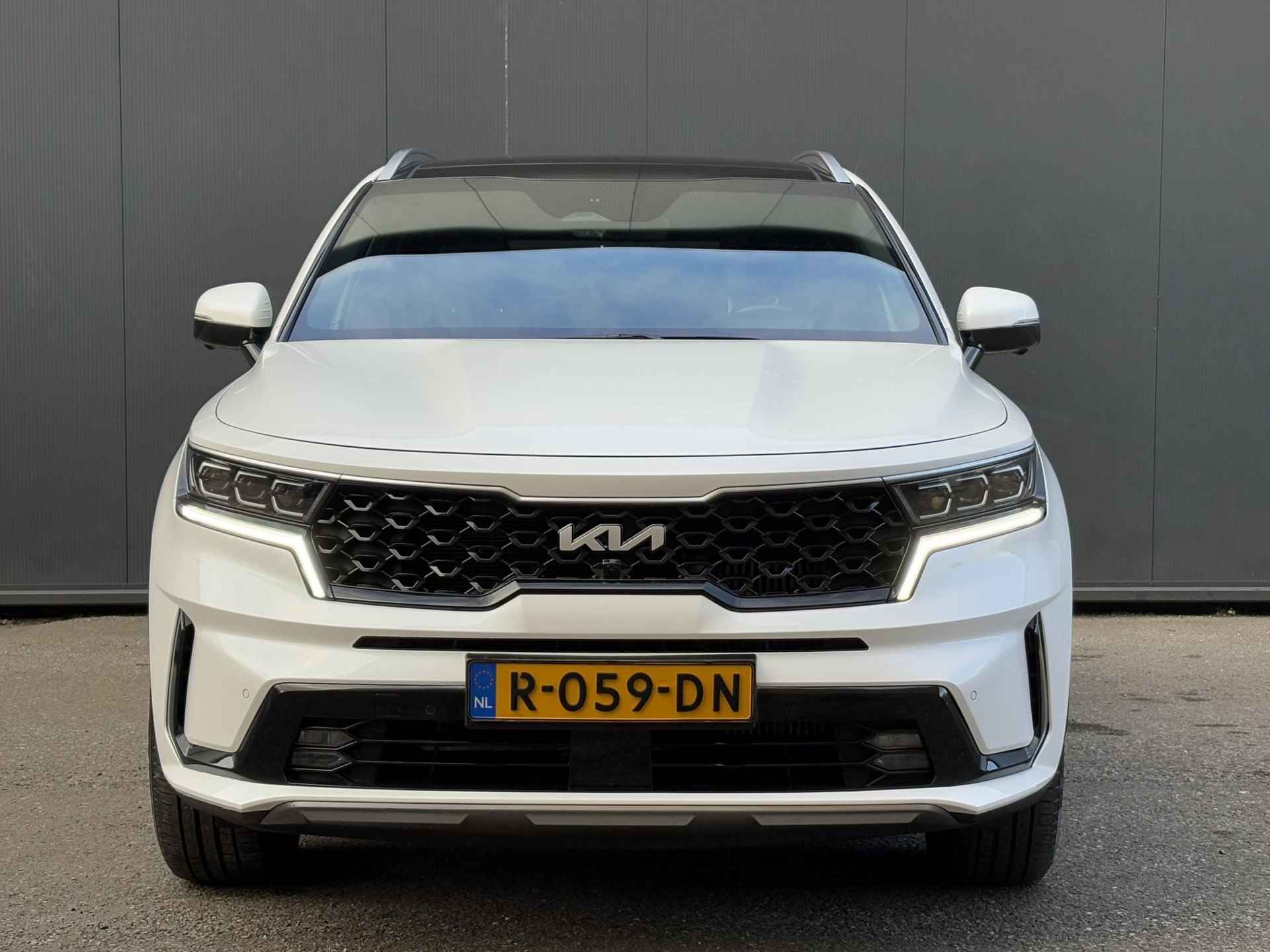 Kia Sorento 1.6 T-GDI Plug-in Hybrid 4WD ExecutiveLine 7 pers | 1e Eigenaar | Kia dealer onderhouden | Fabrieksgarantie t/m 23-08-2029  | NAP - 3/97