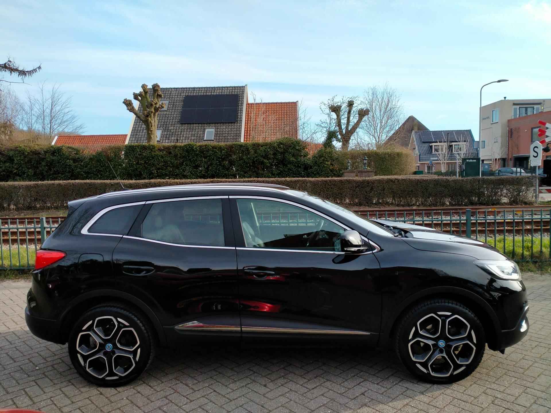 Renault Kadjar 1.2 TCe Bose panoramadak 19"lmv navi pdc ALLINPRIJS - 5/36