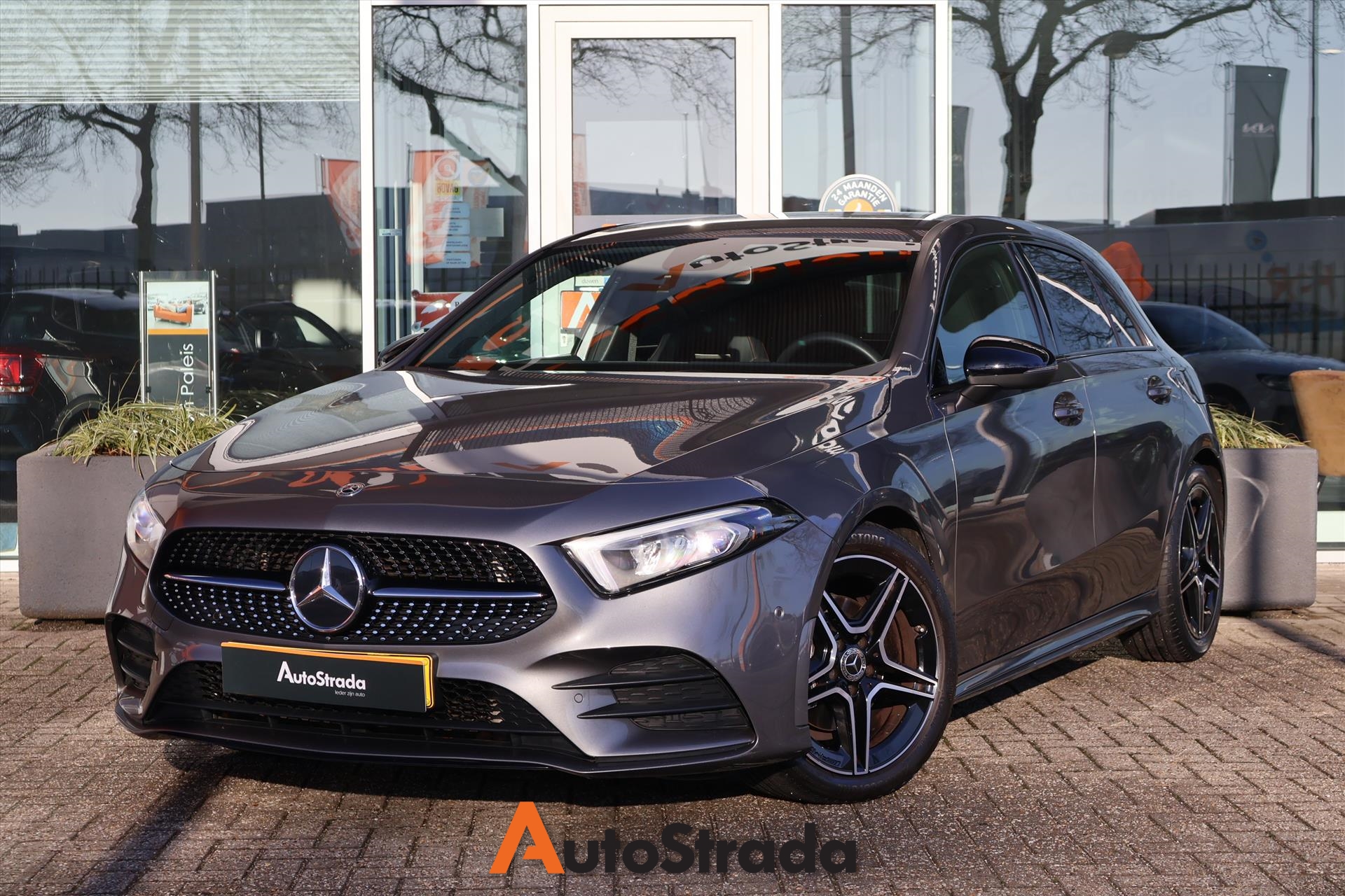 Mercedes A-Klasse A 180 AMG-Line 136pk 7G-DCT | Camera | Virtual | Stoelverwarming | Climate | Cruise