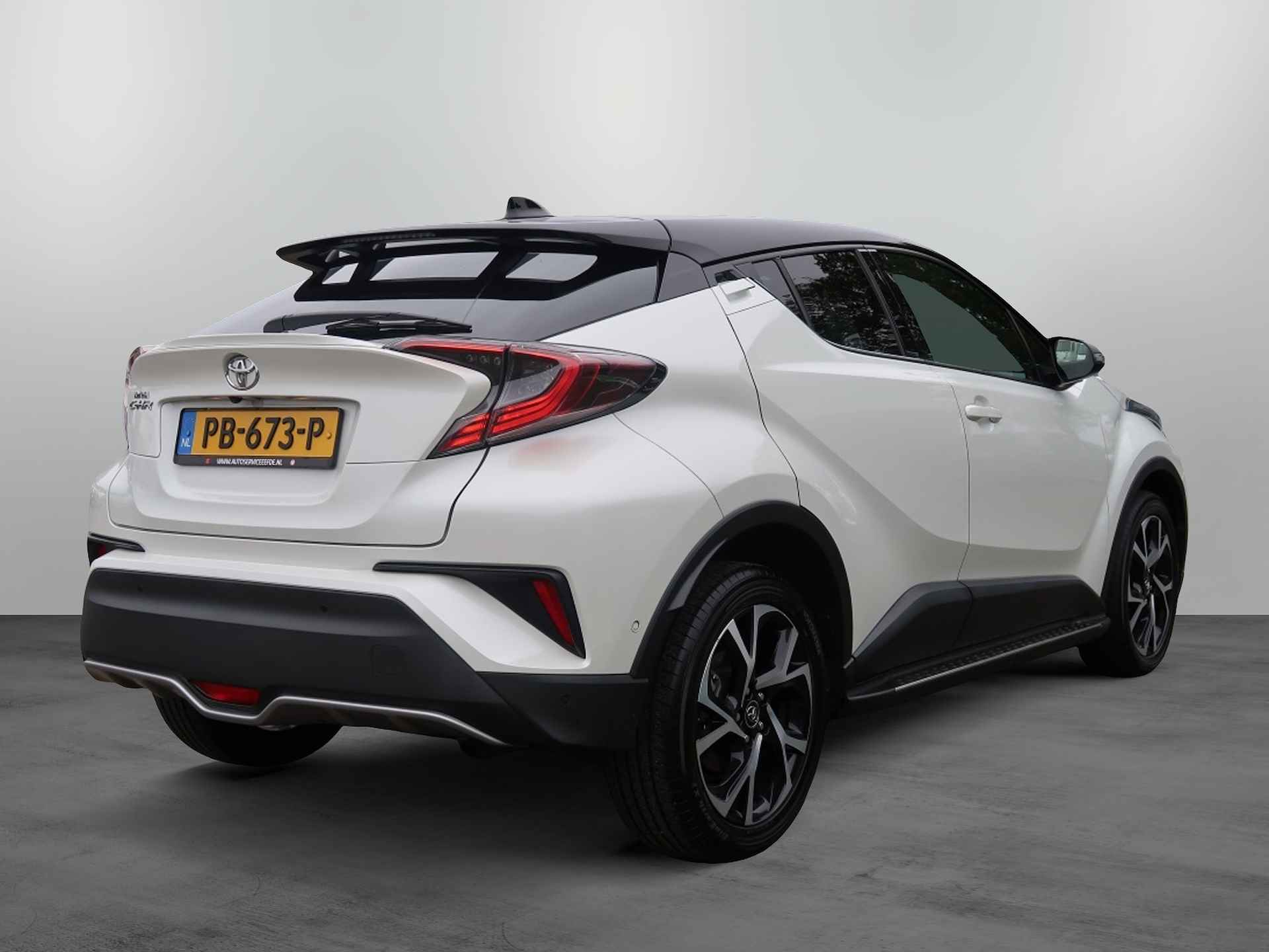 Toyota C-HR 1.2 Bi-Tone Plus - 2/34