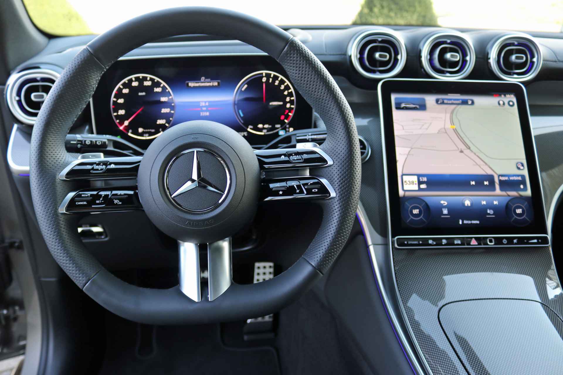 Mercedes-Benz GLC 400e 4MATIC AMG Line Premium plus Rijassistentie Panoramadak - 10/28