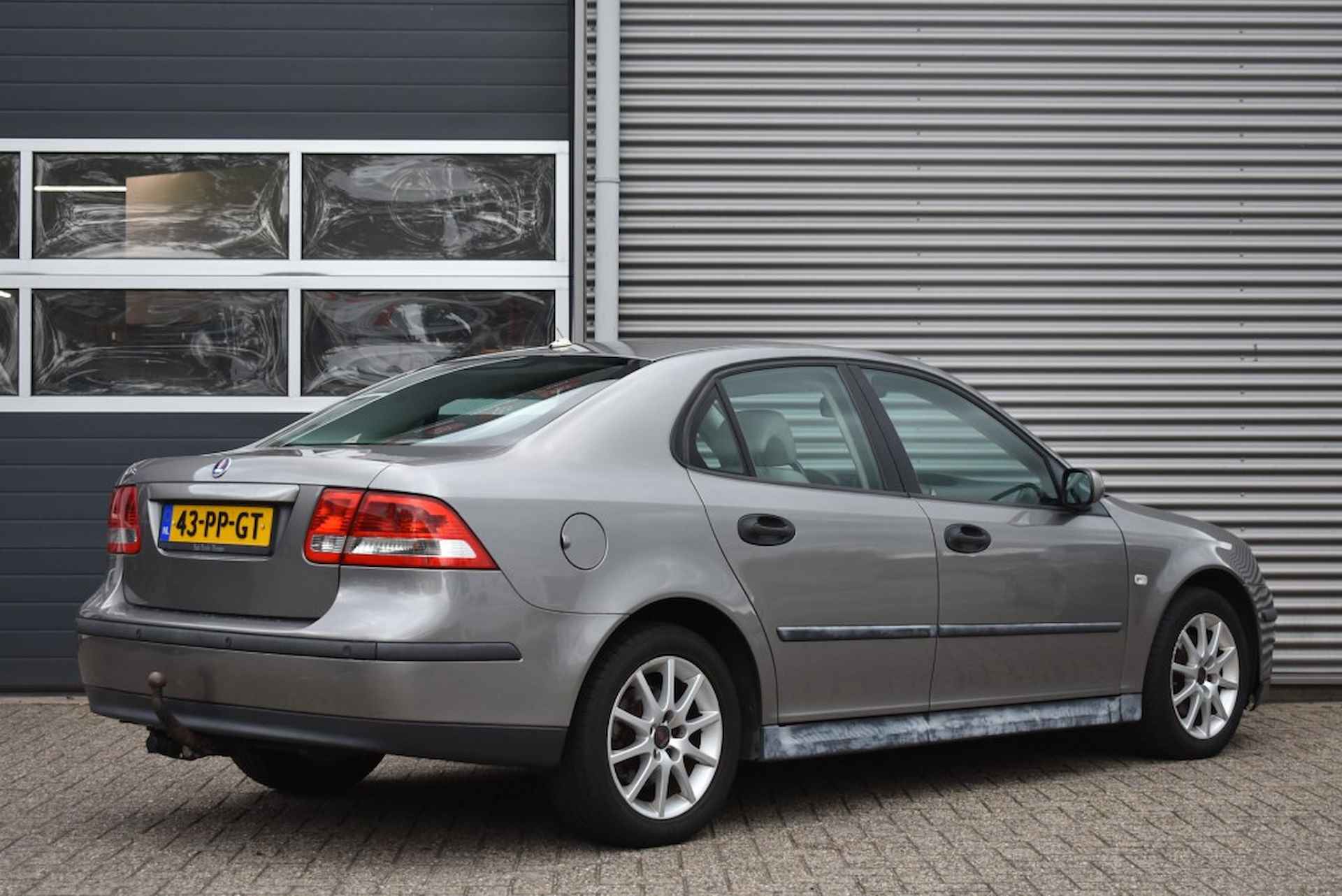 SAAB 9-3 2.0T VECTOR / AIRCO / GOED ONDERHOUDEN - 3/25