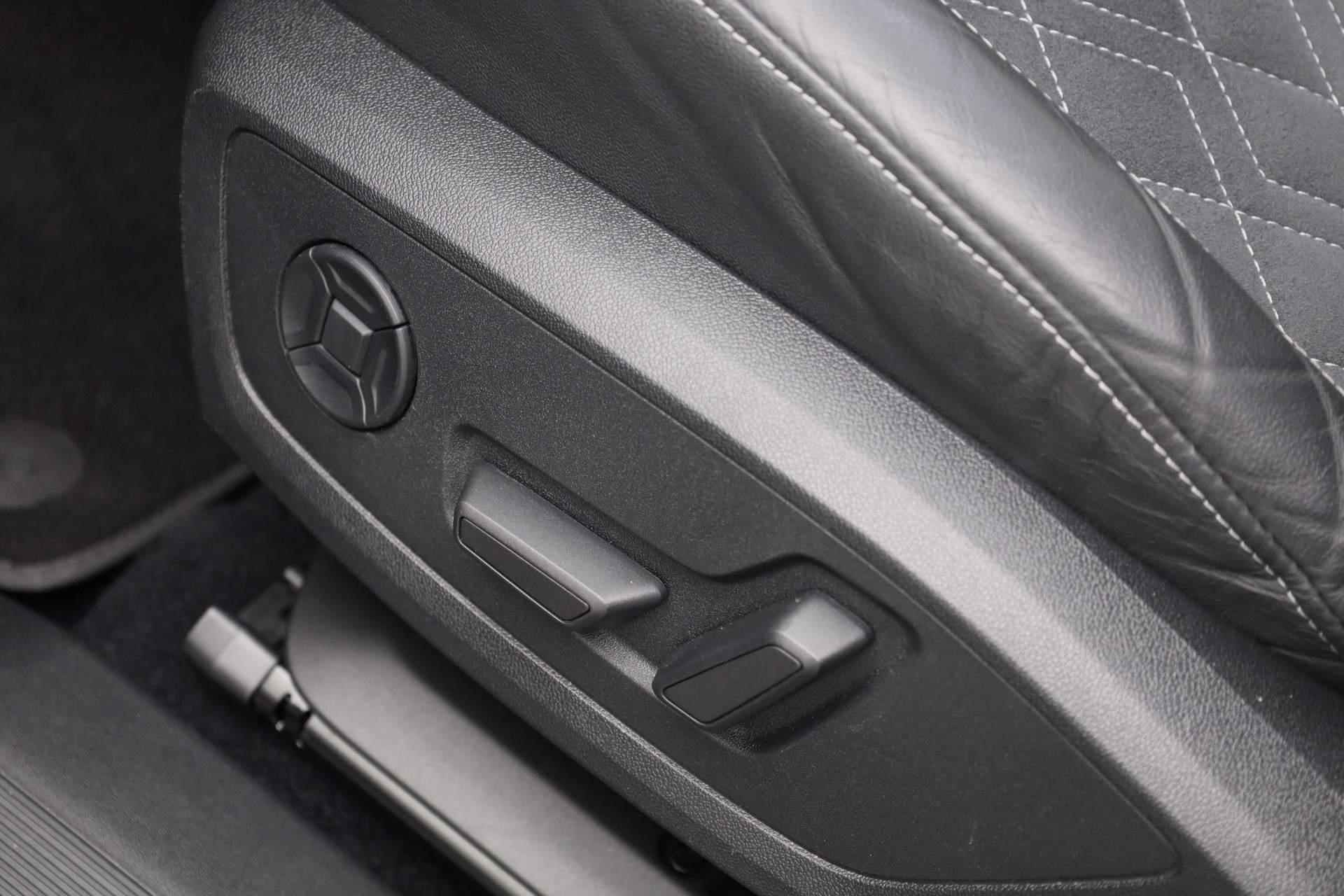 Audi Q4 Sportback e-tron 50 299PK quattro S edition 77 kWh | Pano | HUD | Camera | SONOS sound  | Standkachel | 21 inch - 15/52