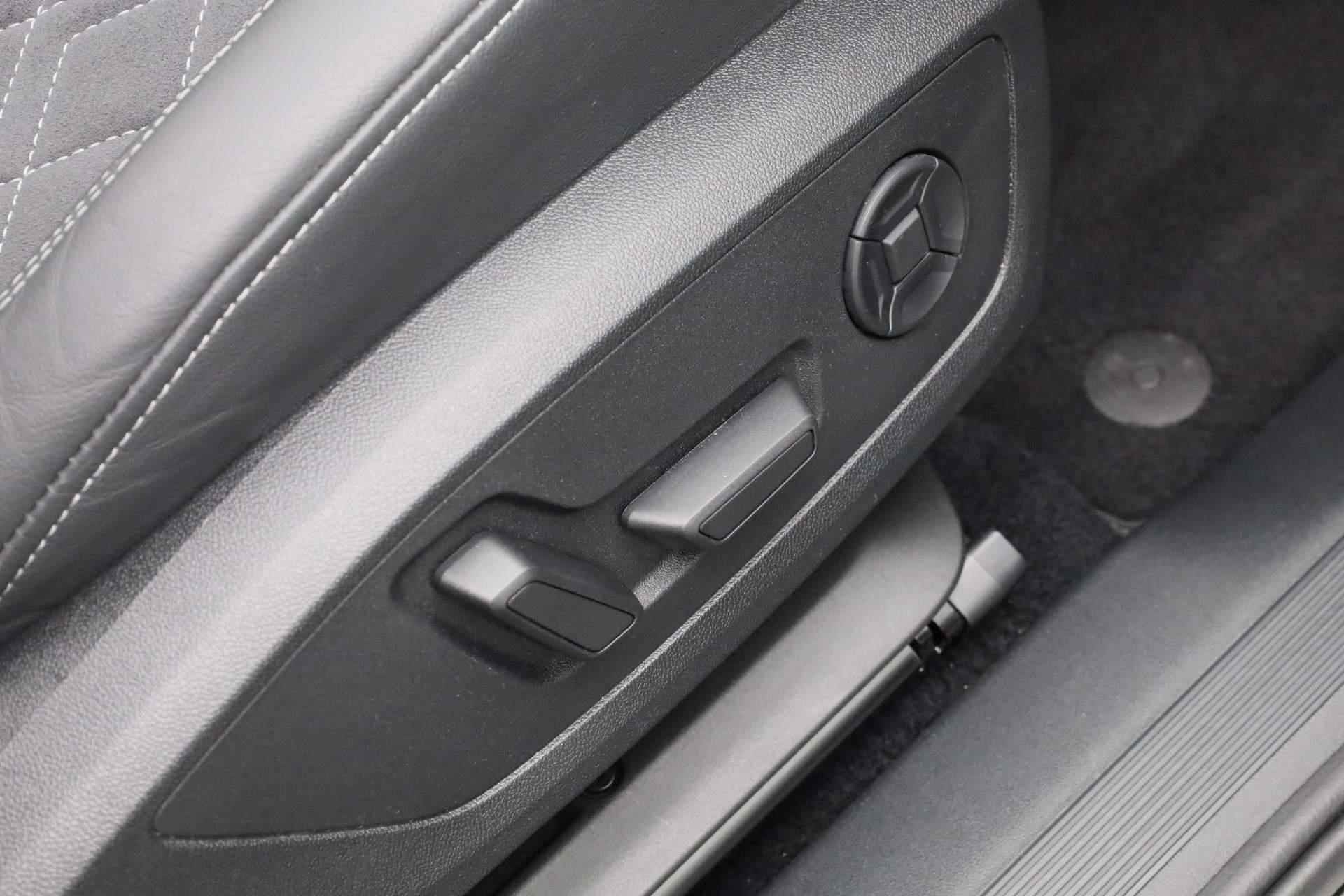 Audi Q4 Sportback e-tron 50 299PK quattro S edition 77 kWh | Pano | HUD | Camera | SONOS sound  | Standkachel | 21 inch - 47/52